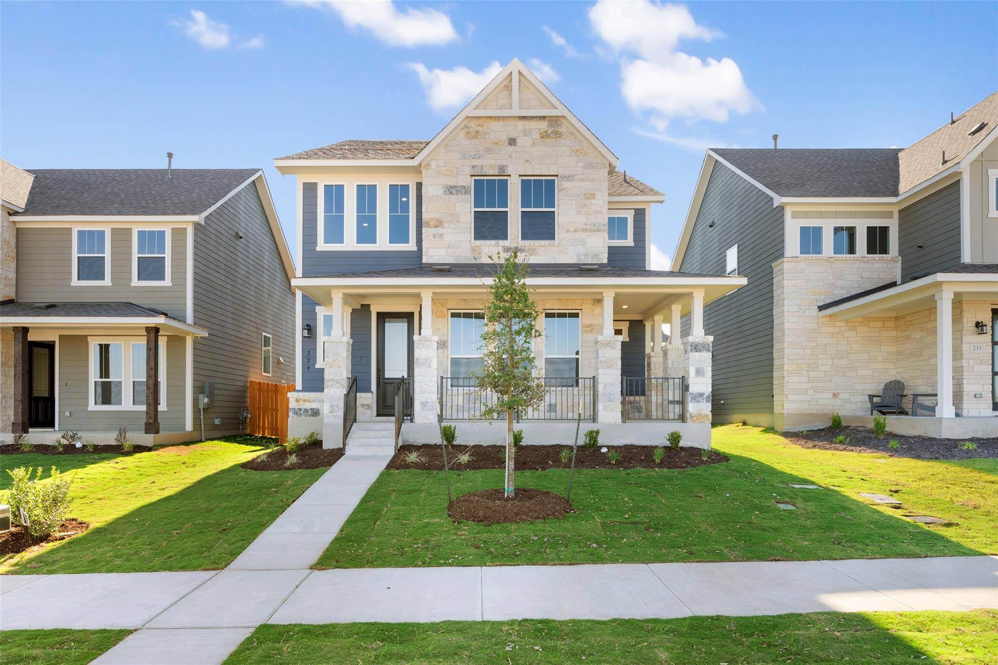 417 Carr DR, Liberty Hill, TX 78642