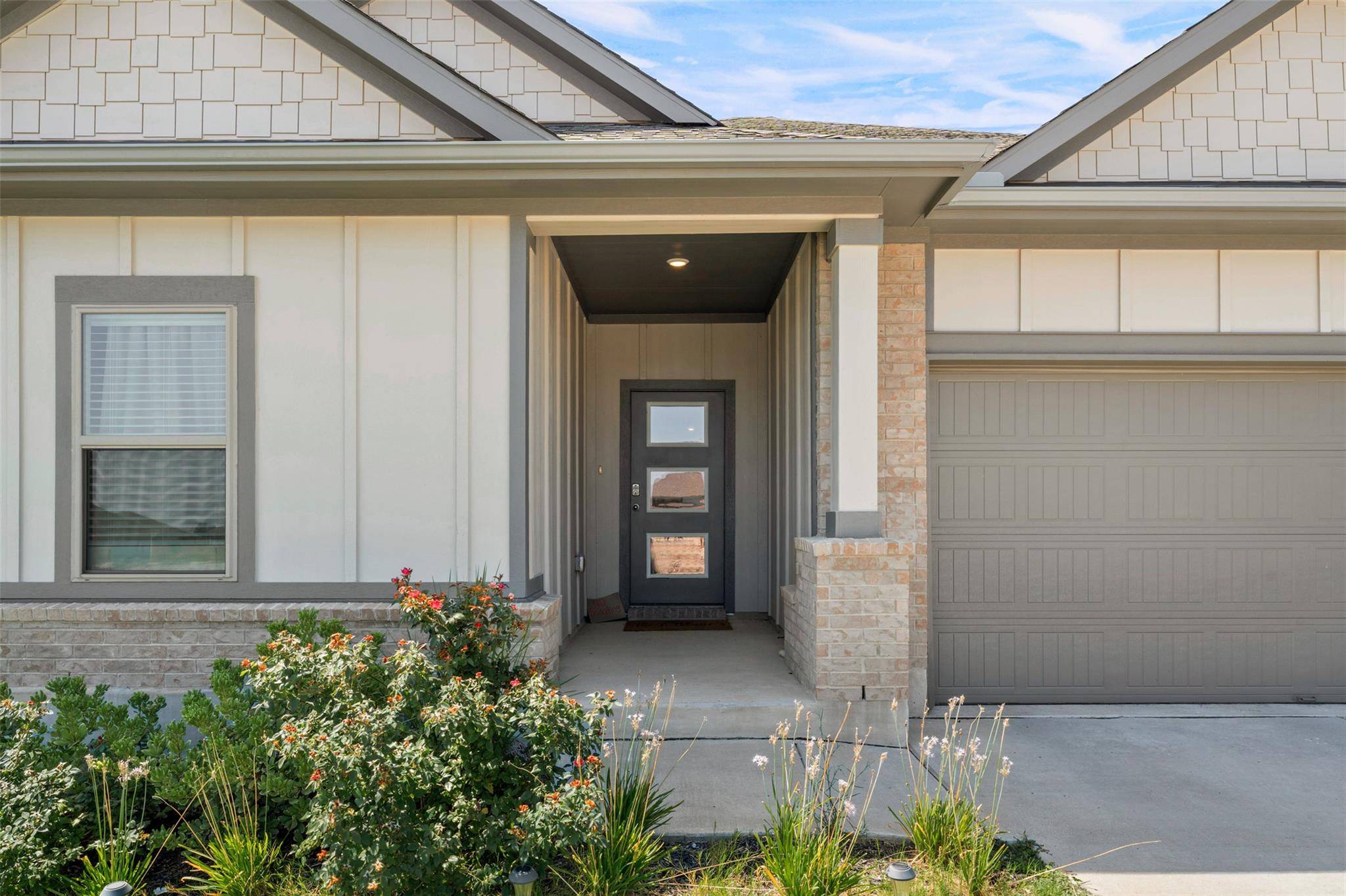 236 Lazy Lizzy RD, Jarrell, TX 76537