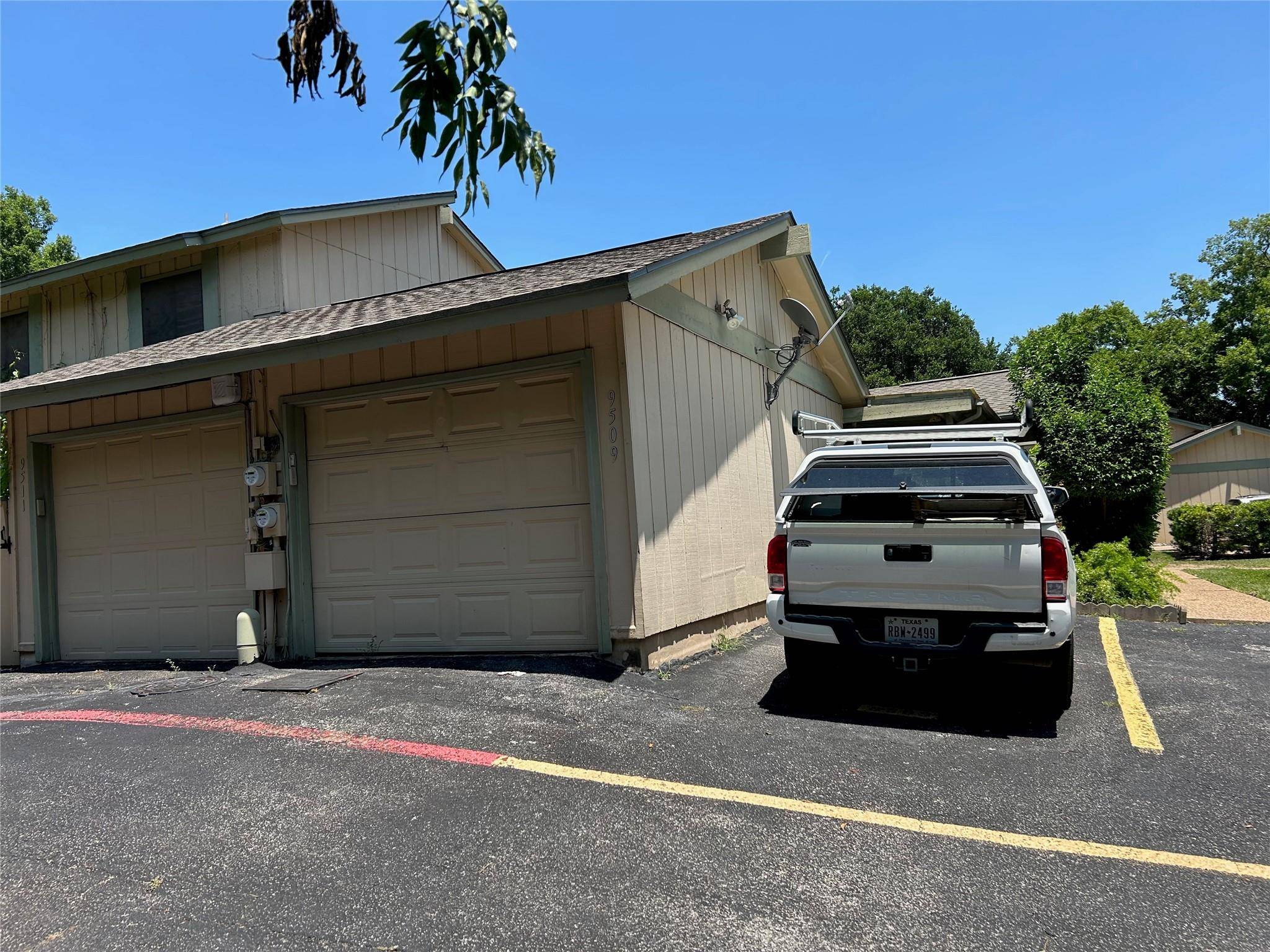 9509 Blue Creek LN, Austin, TX 78758