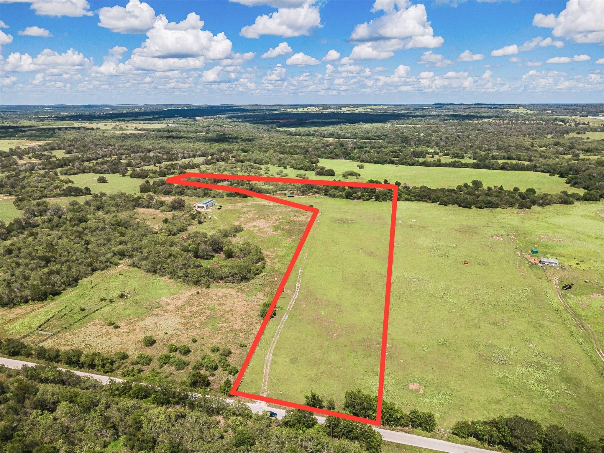 3109 Tenney Creek RD, Luling, TX 78648
