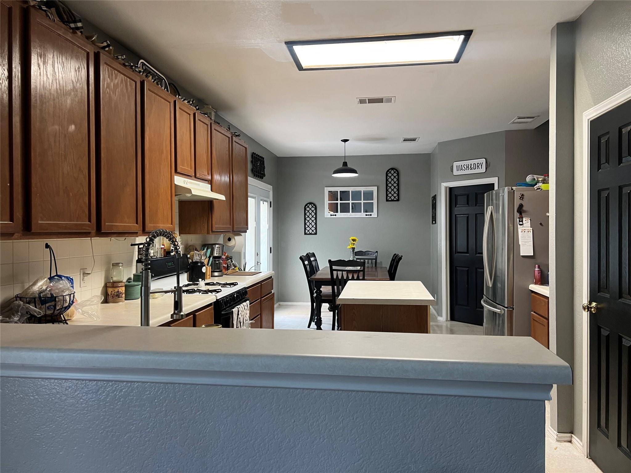 318 Belinda CT, Bastrop, TX 78602