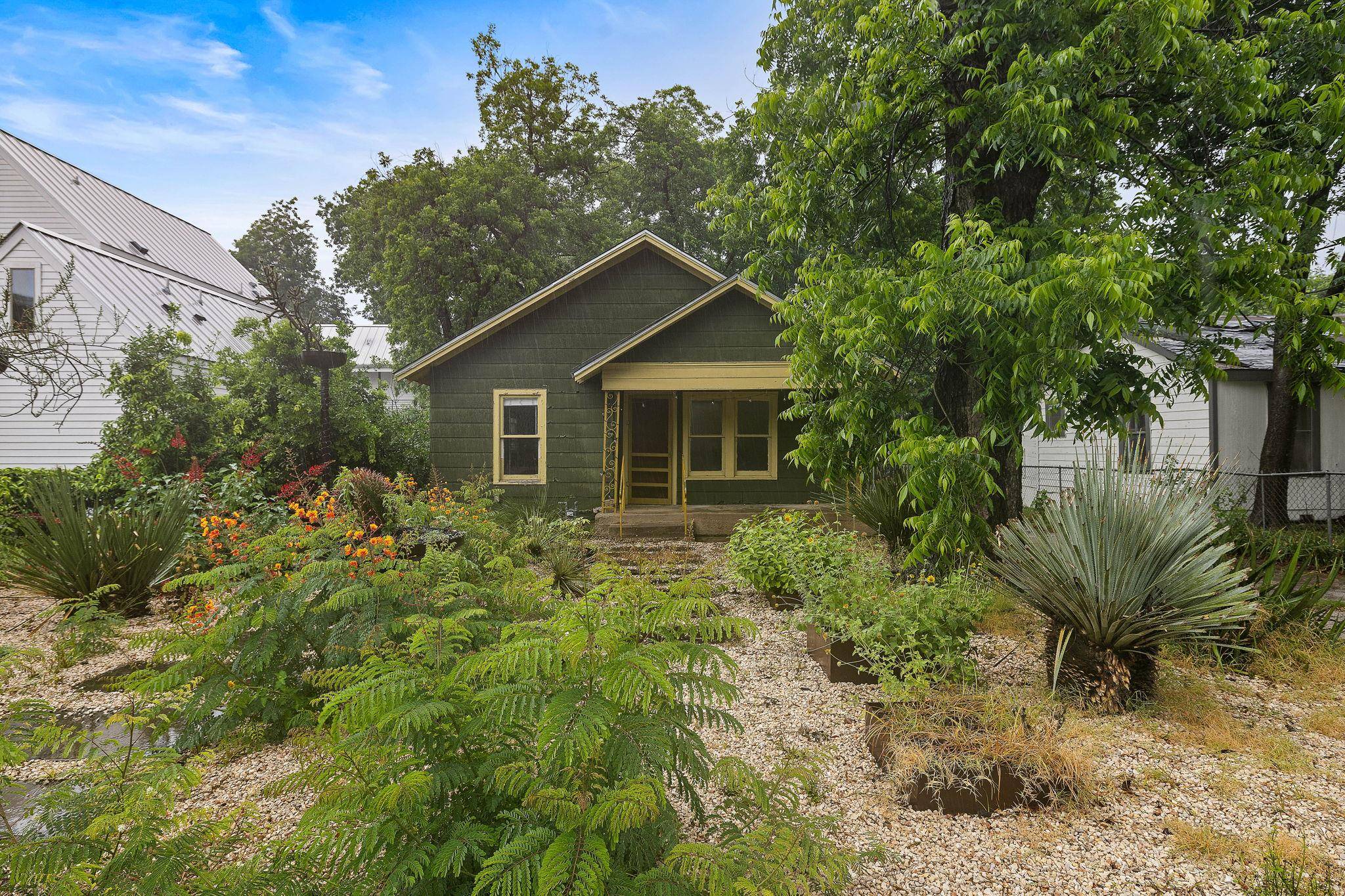 1710 Haskell ST, Austin, TX 78702