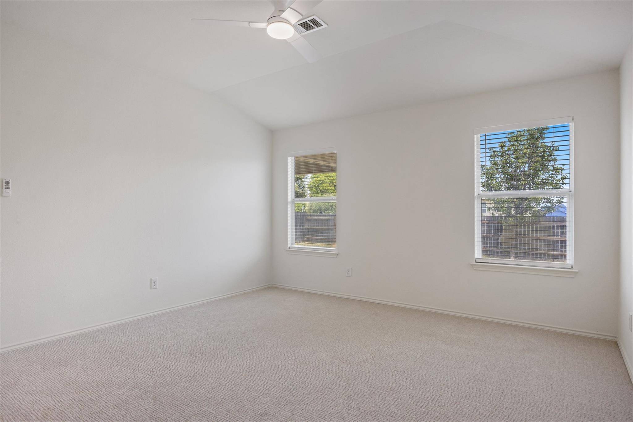 4612 Tiddle LN, Pflugerville, TX 78660