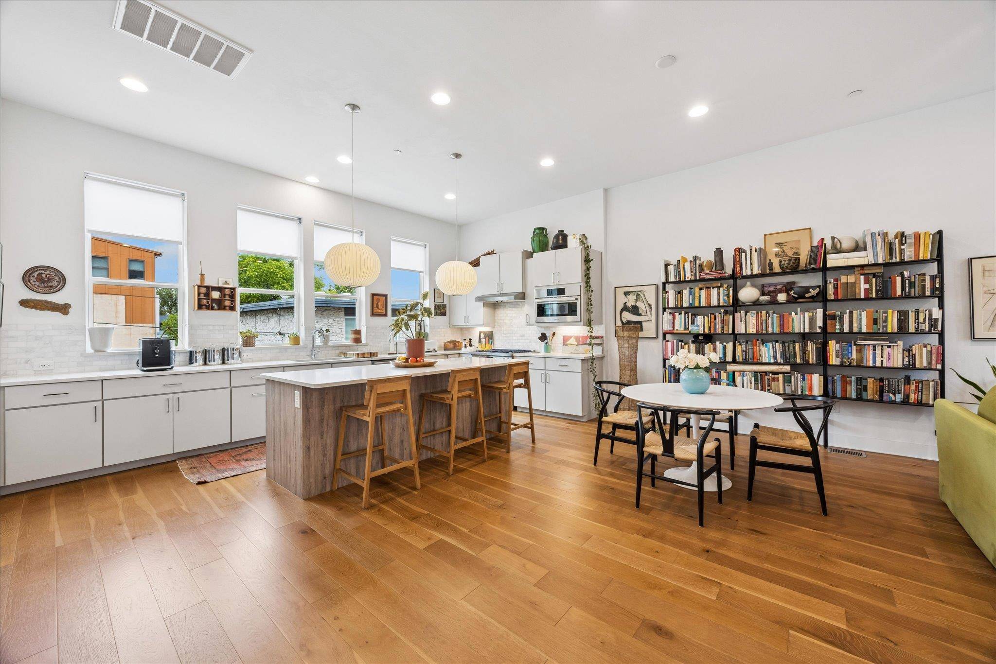 1002 Concordia Ave, Austin, TX 78705