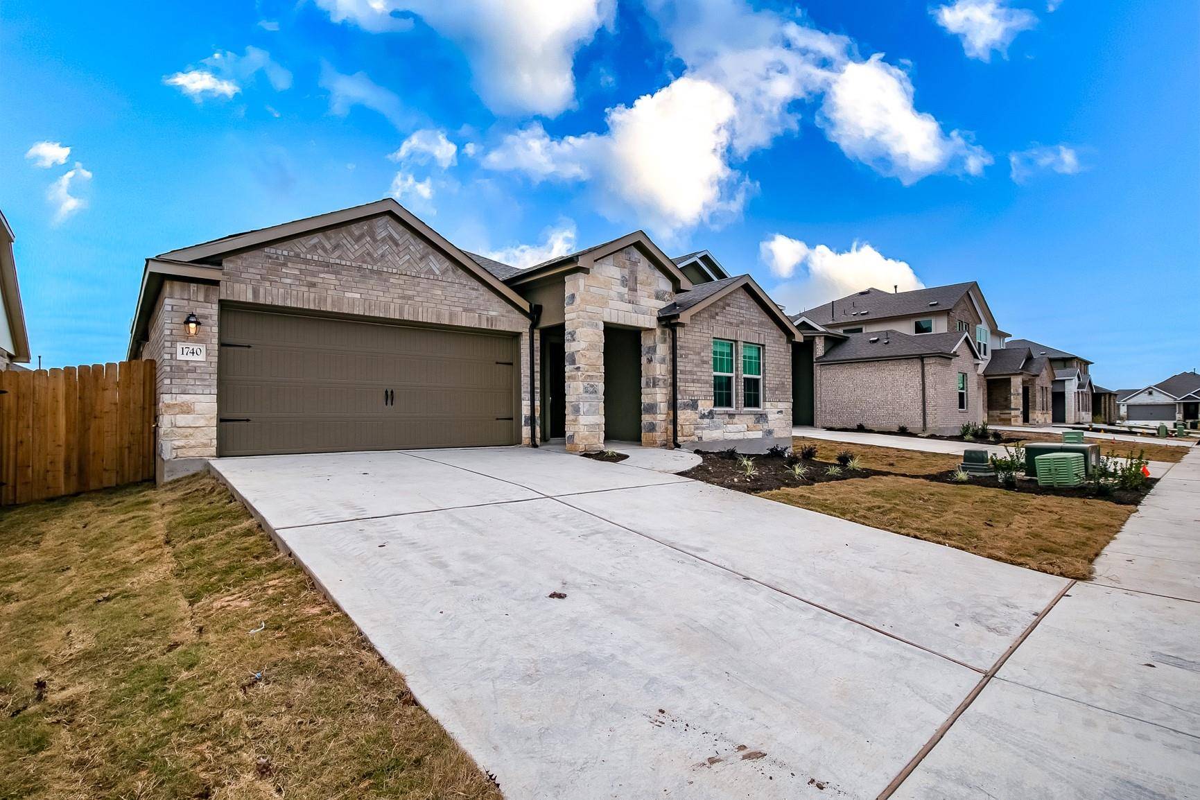 1740 Catahoula DR, Leander, TX 78641