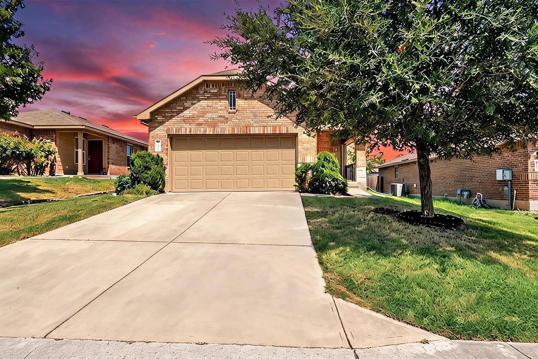 211 Pine Arbol PASS, Buda, TX 78610