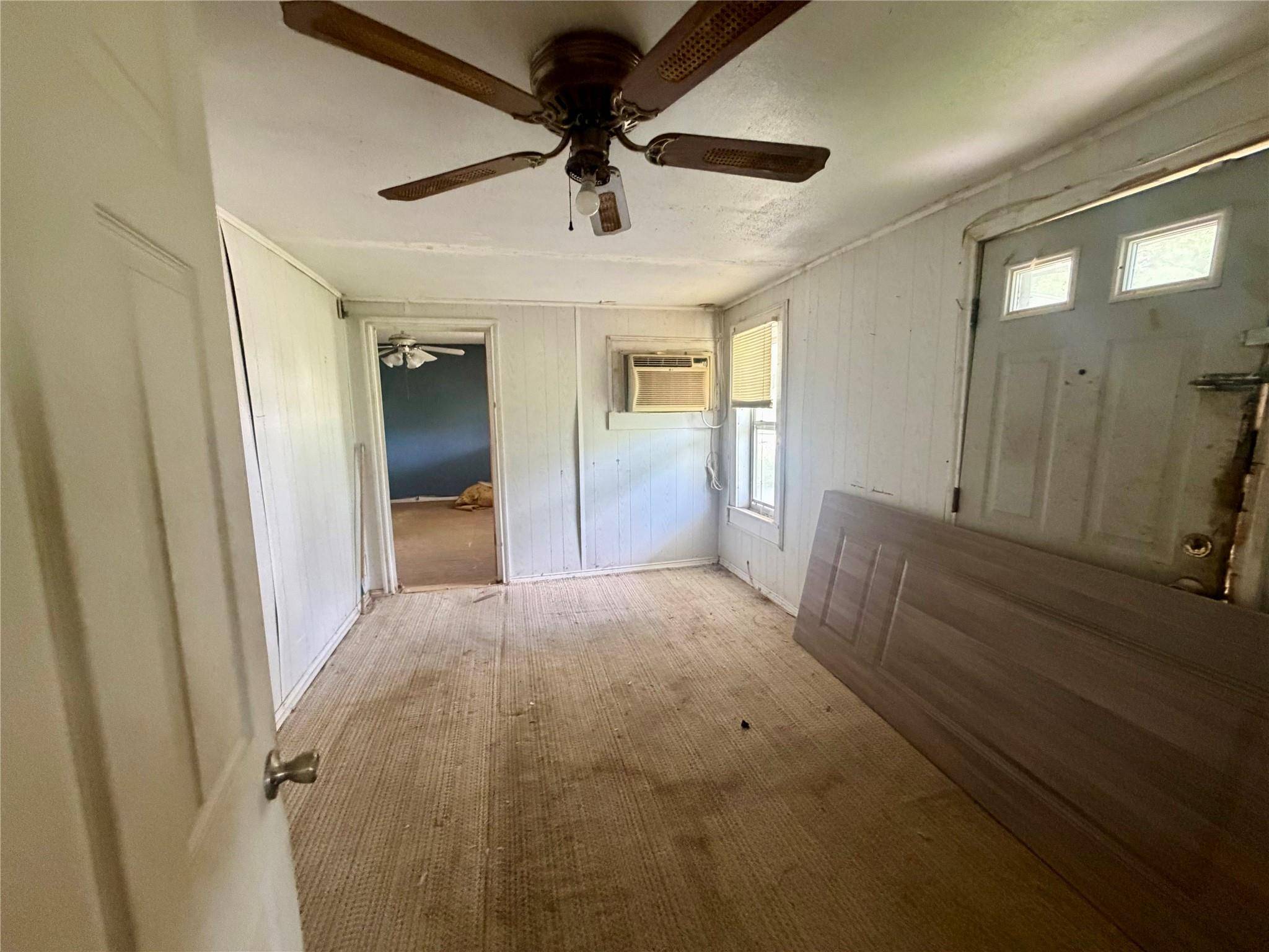 808 W Boundary ST, Giddings, TX 78942