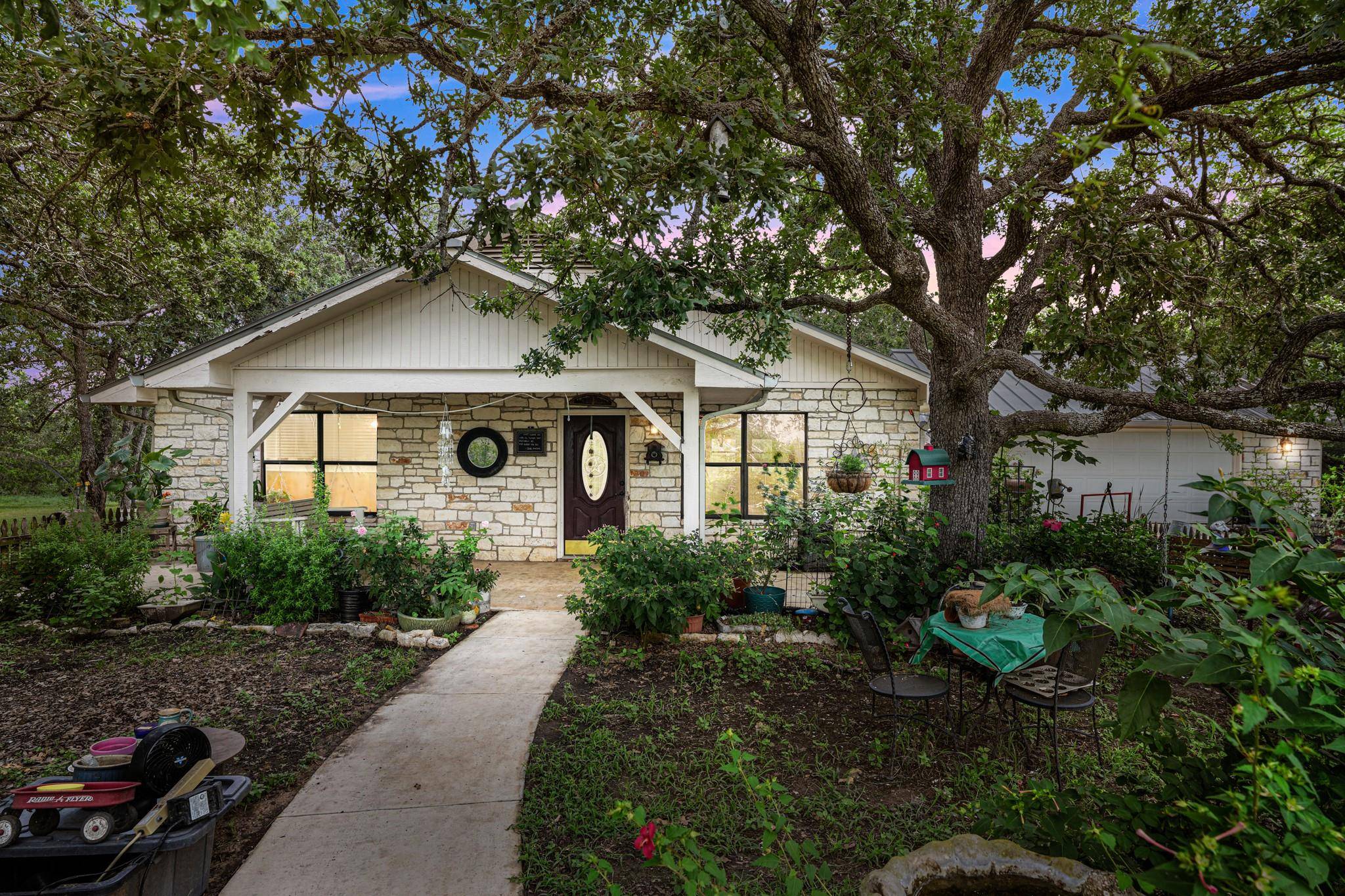 3413 Fm 1185, Lockhart, TX 78644