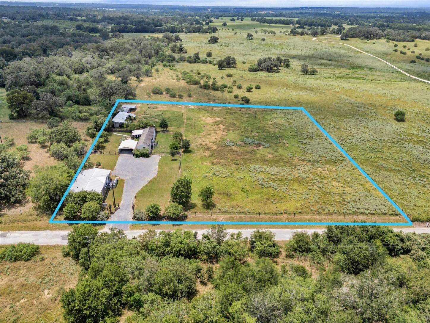 1500 Wattsville RD, Luling, TX 78648