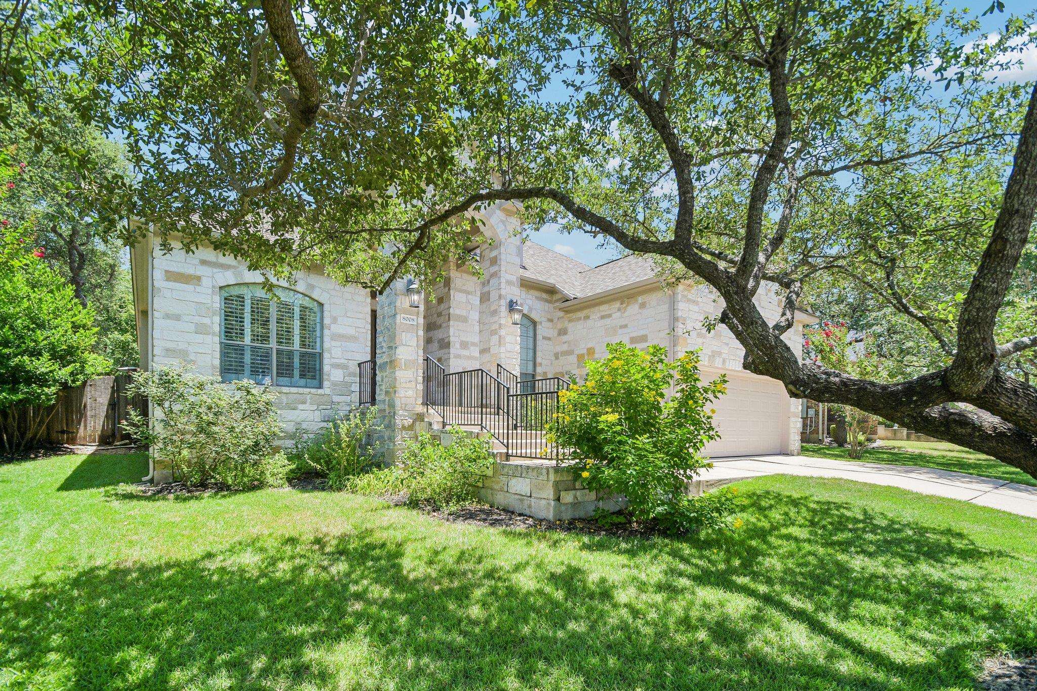 8008 Ladera Verde DR, Austin, TX 78739