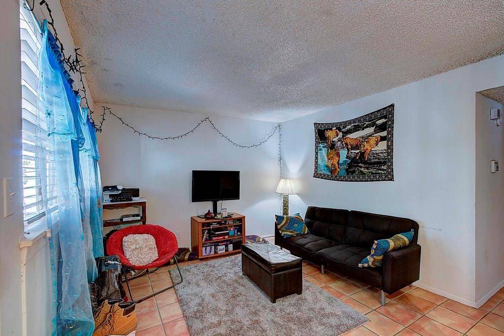 803 W 28th ST #201, Austin, TX 78705