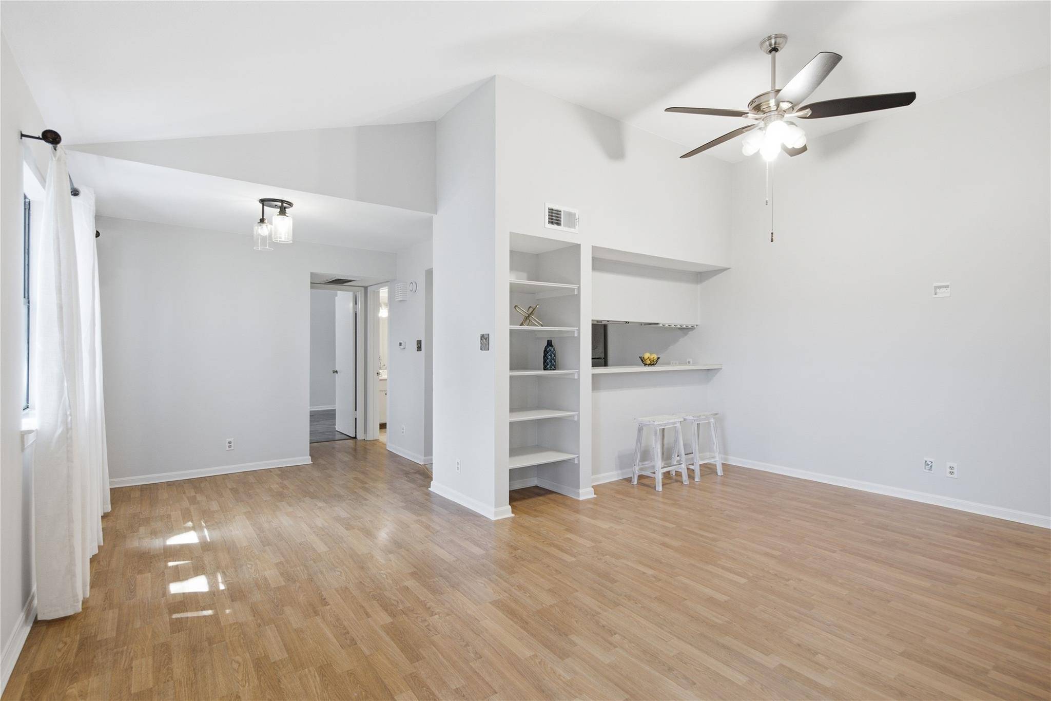9226 Jollyville RD #222, Austin, TX 78759