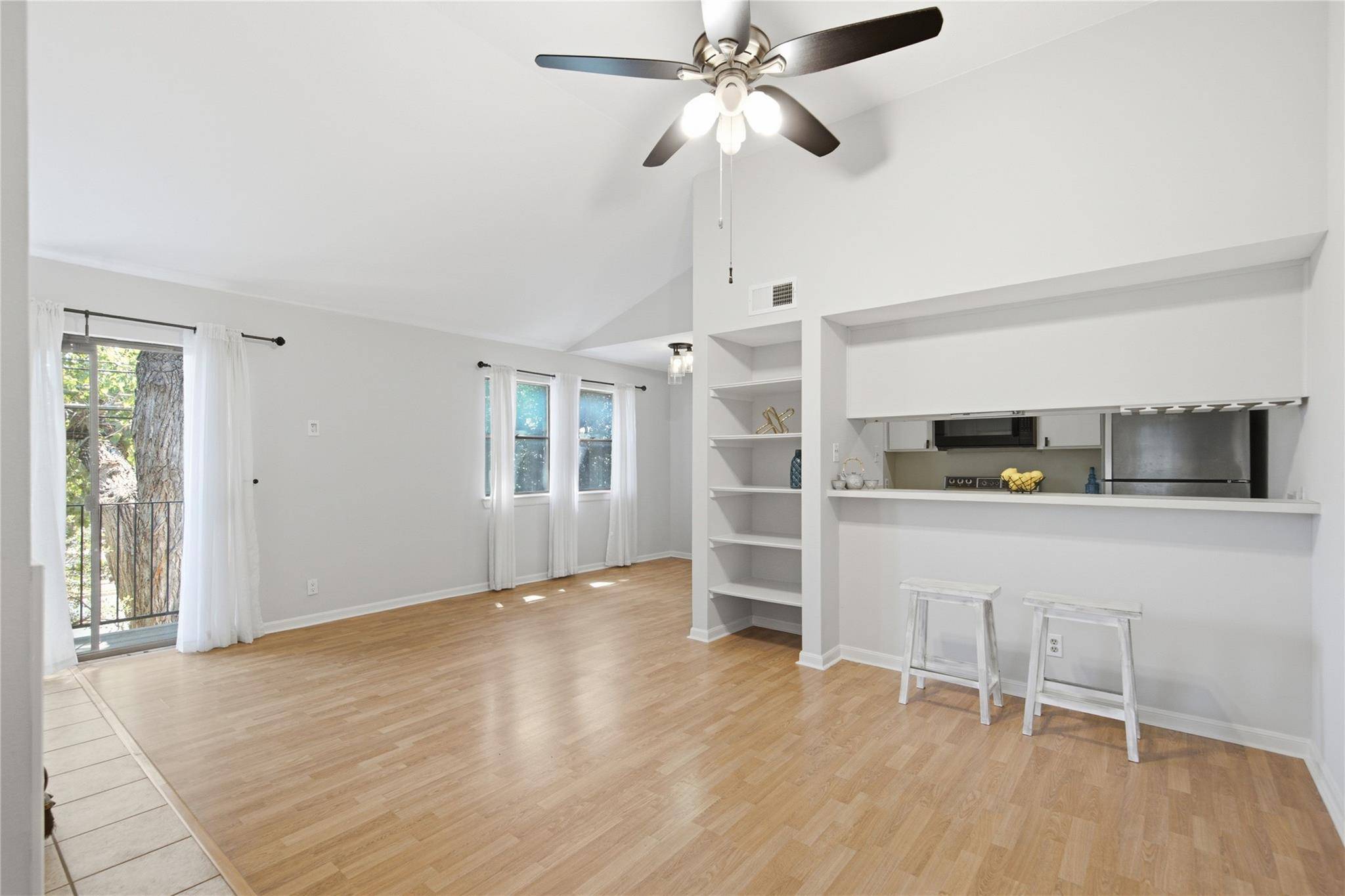 9226 Jollyville RD #222, Austin, TX 78759