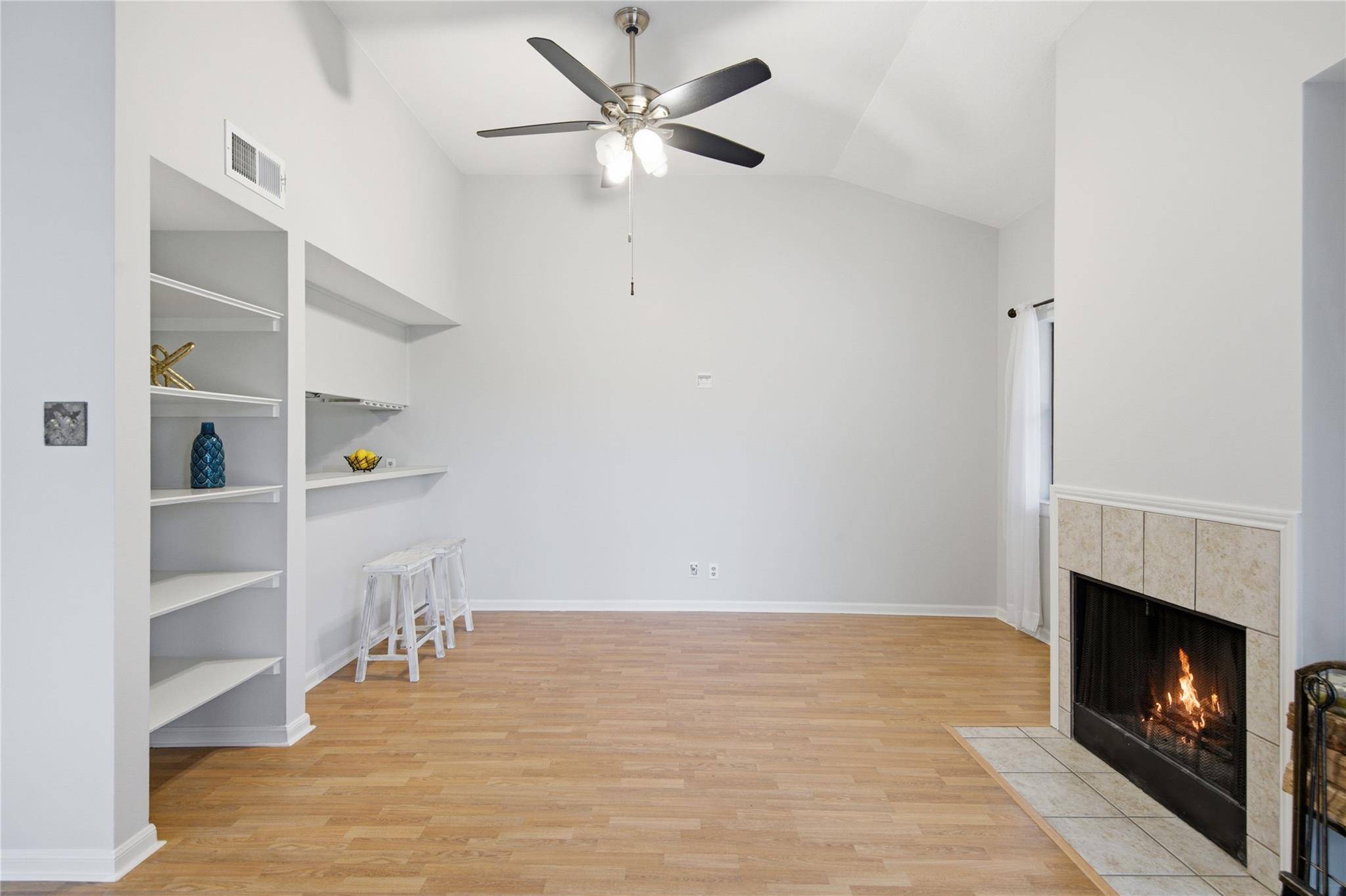 9226 Jollyville RD #222, Austin, TX 78759