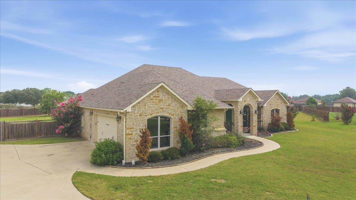 101 Eland Ave, Bastrop, TX 78602