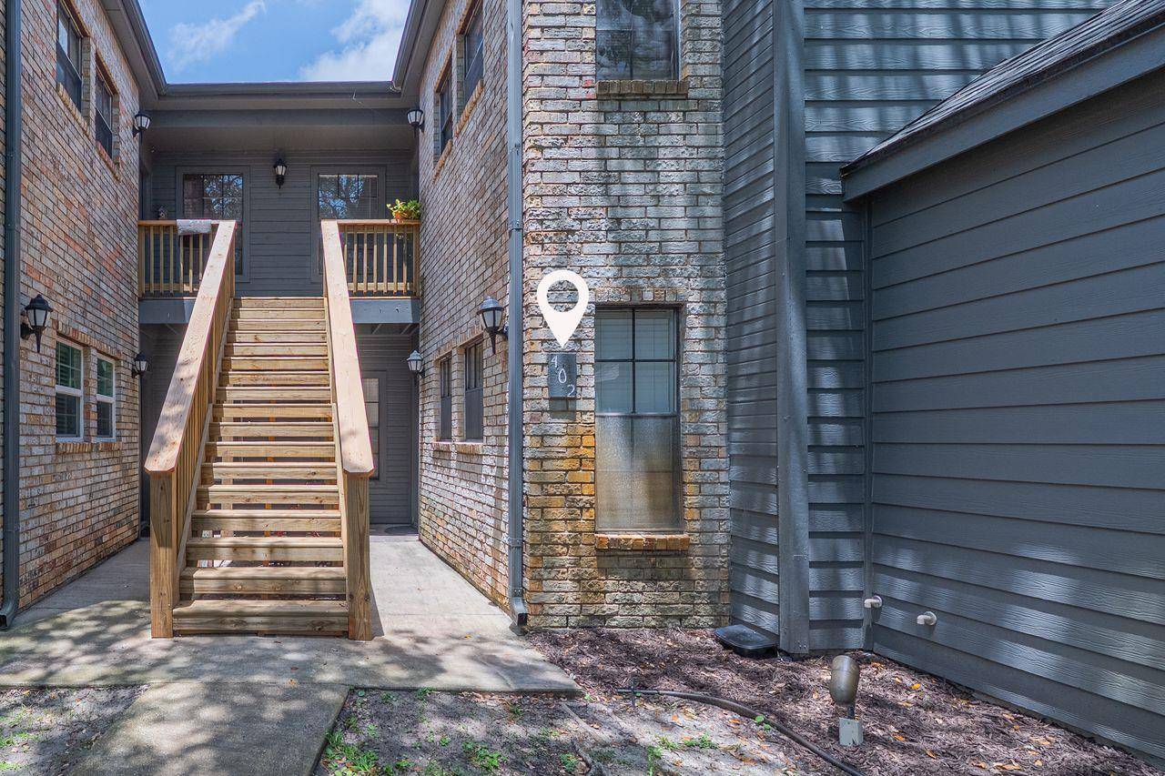 210 Oak Bay ST #402, Rockport, TX 78382