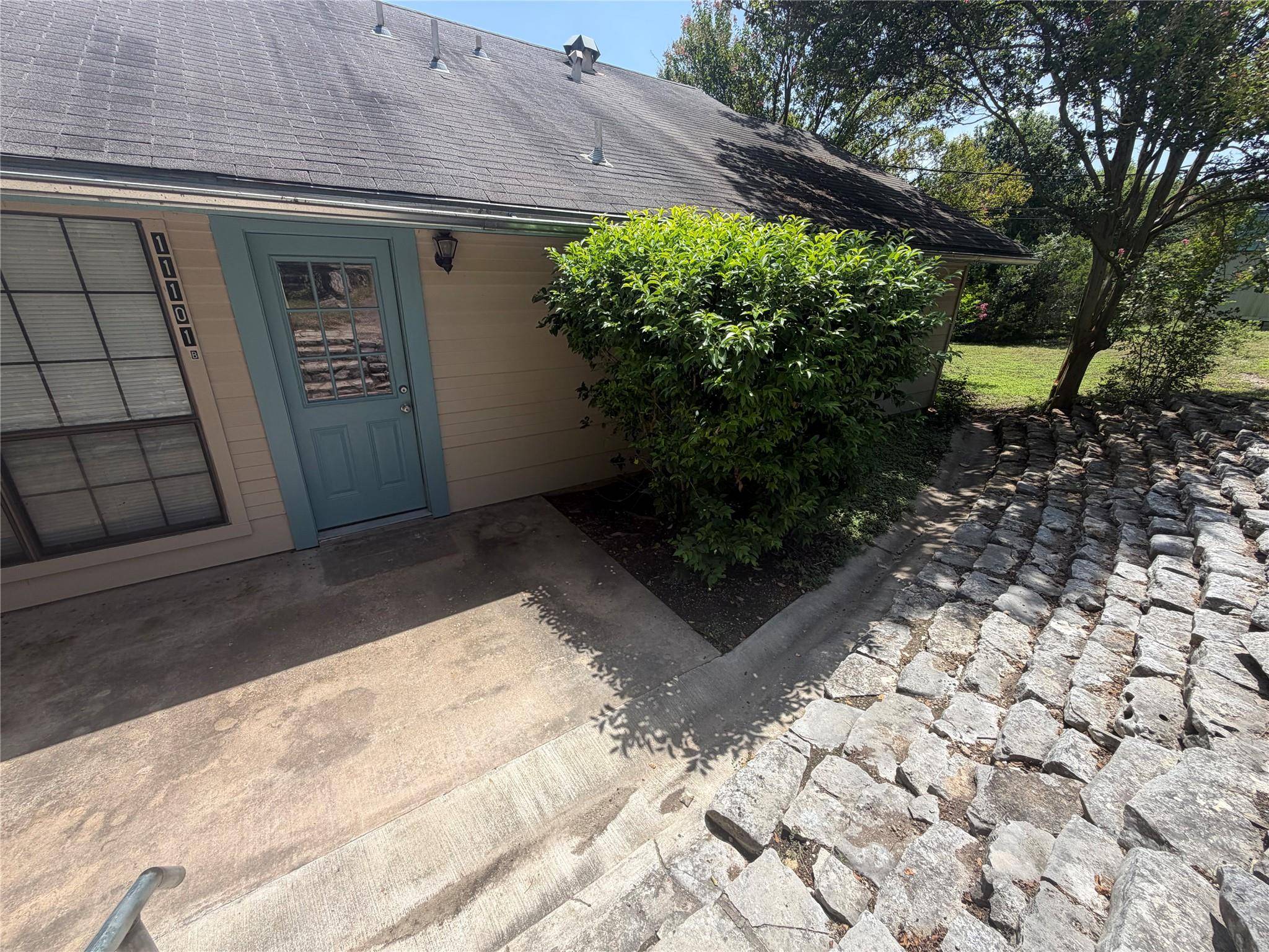 11101 Oak Branch DR #A & B, Austin, TX 78737