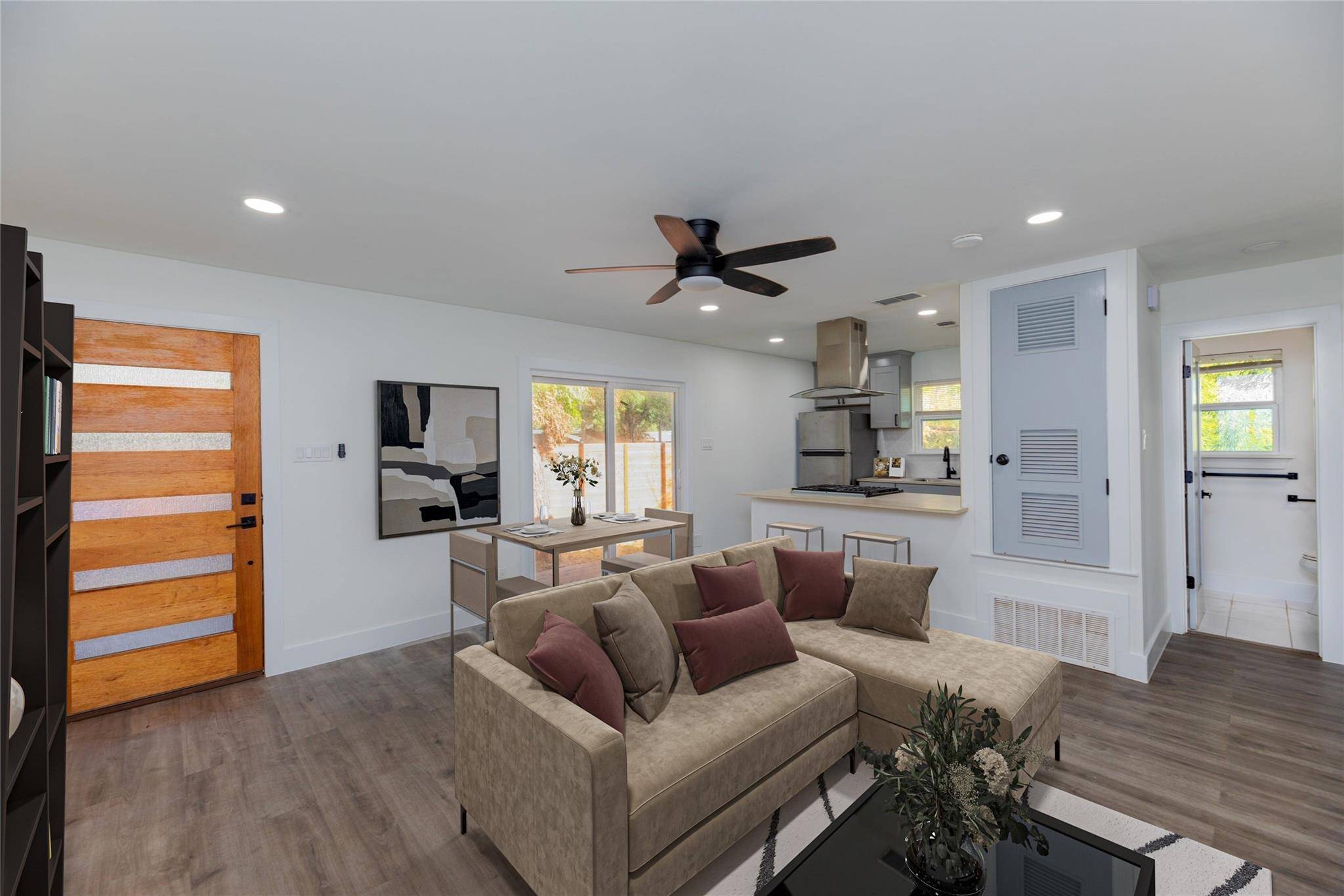 8405 Georgian DR, Austin, TX 78753