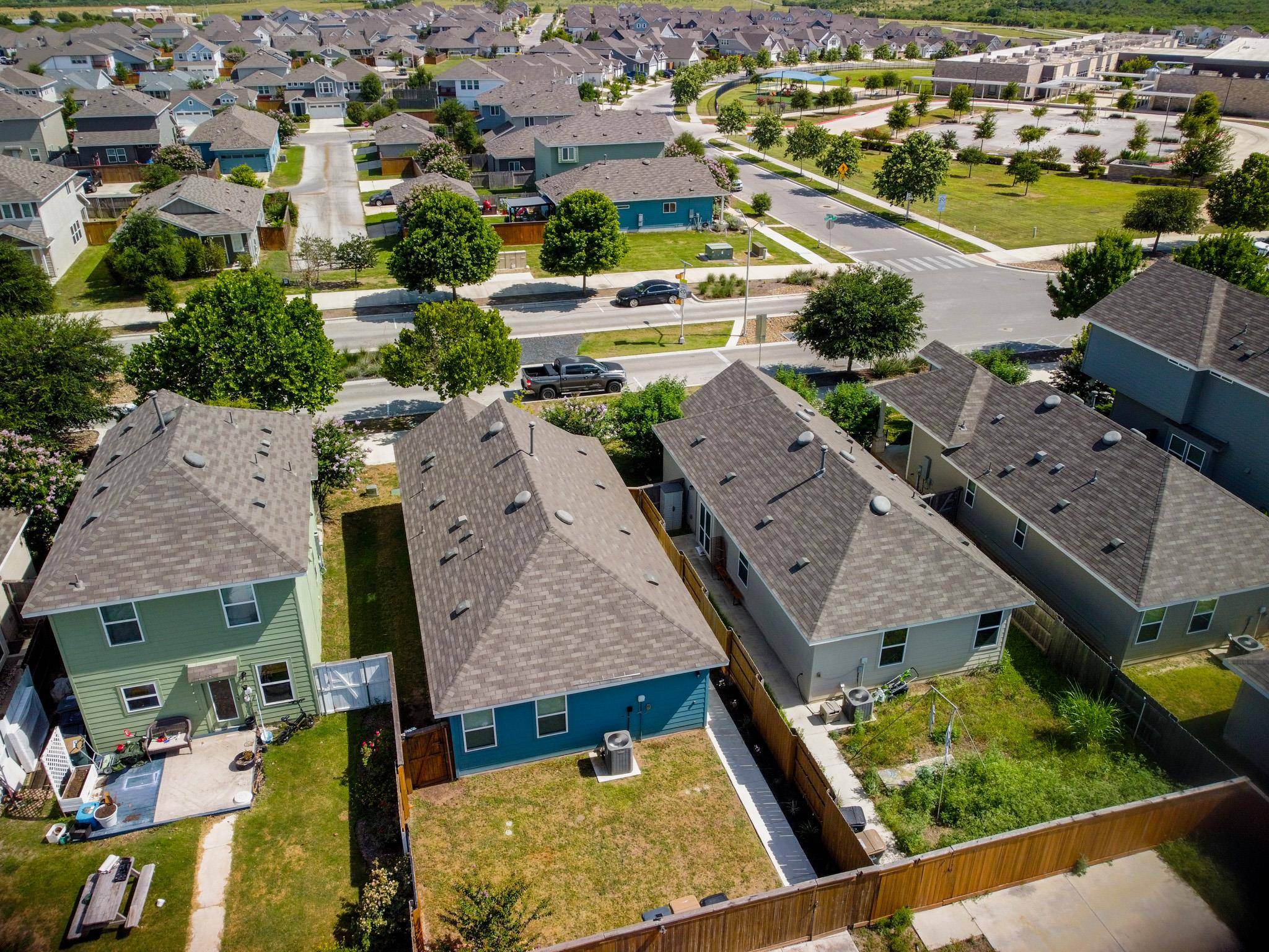 1174 Esplanade PKWY, San Marcos, TX 78666