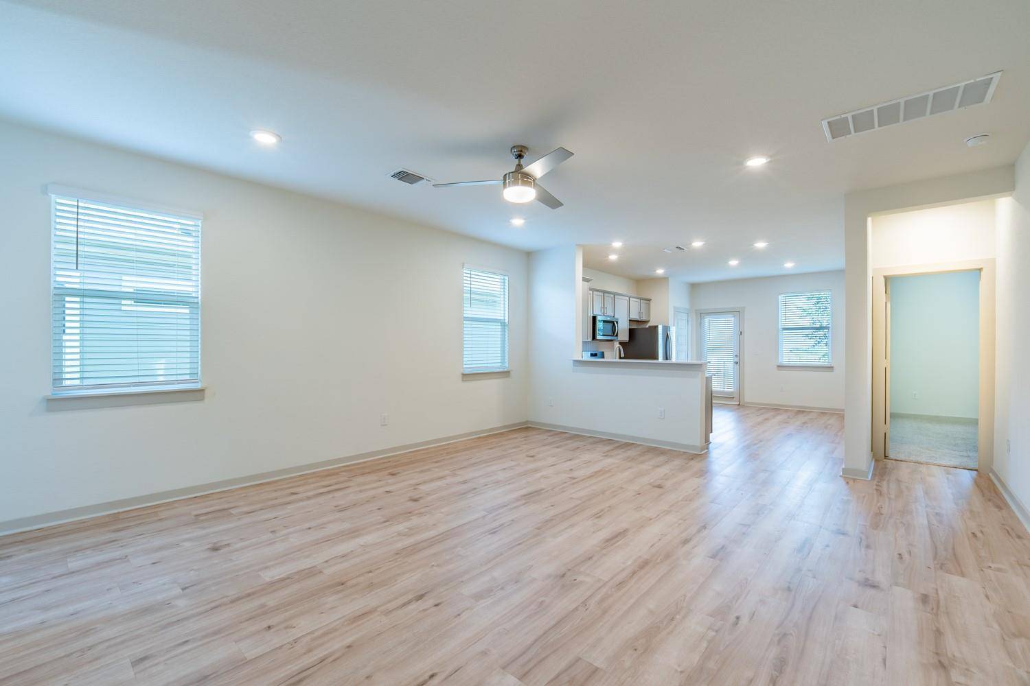 10801 Meris LN, Austin, TX 78754