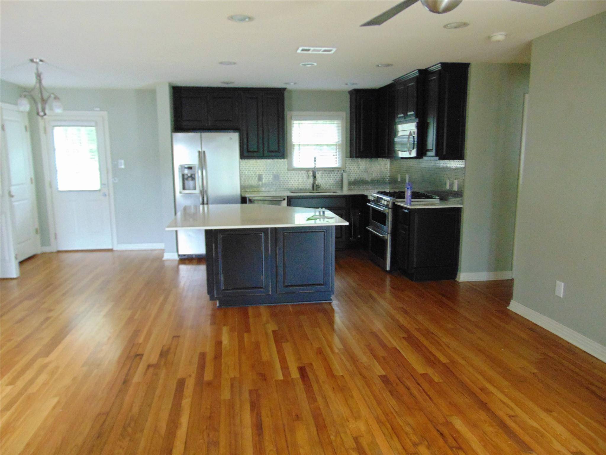 210 W 55th ST, Austin, TX 78751