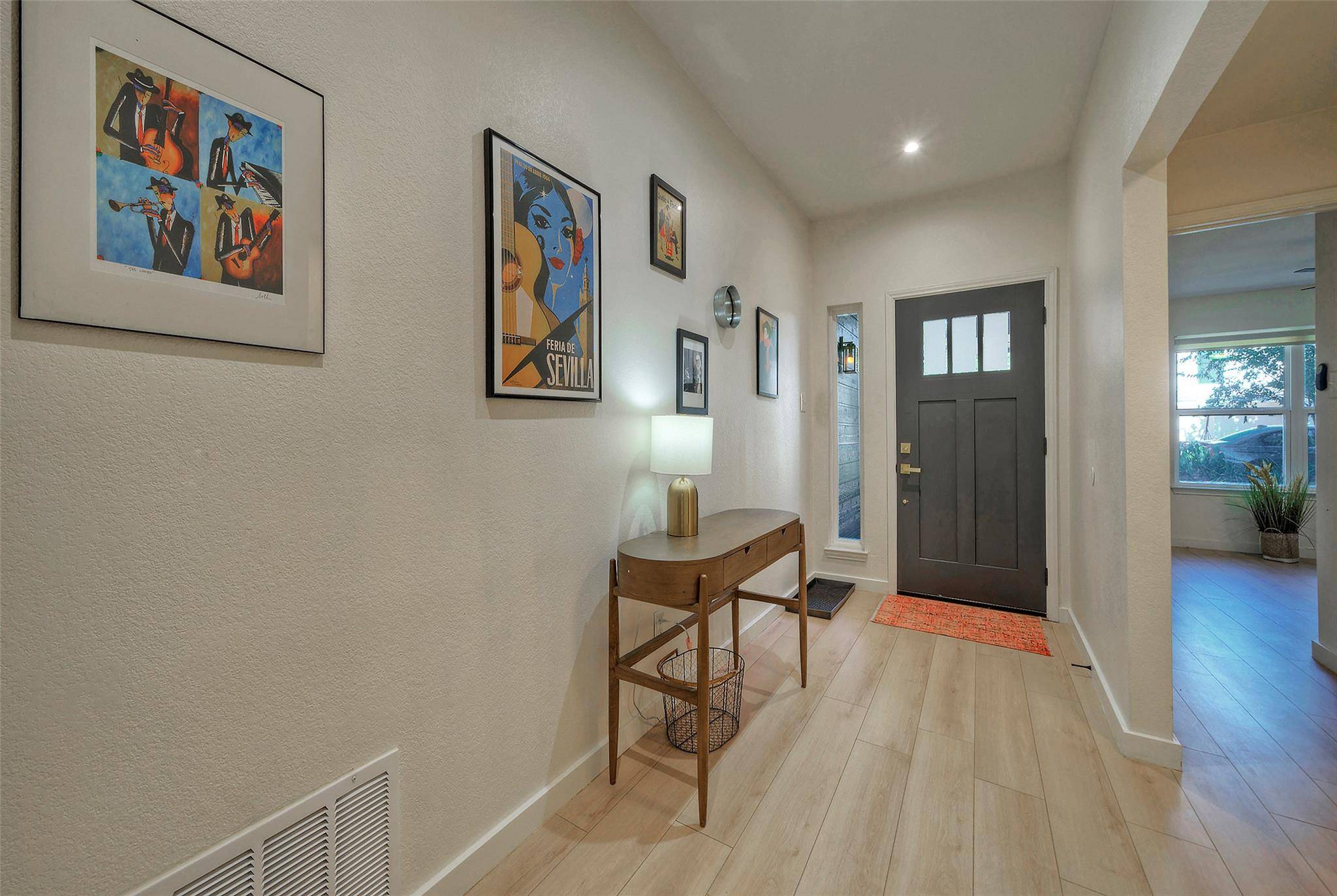 8406 Los Ranchos DR, Austin, TX 78749