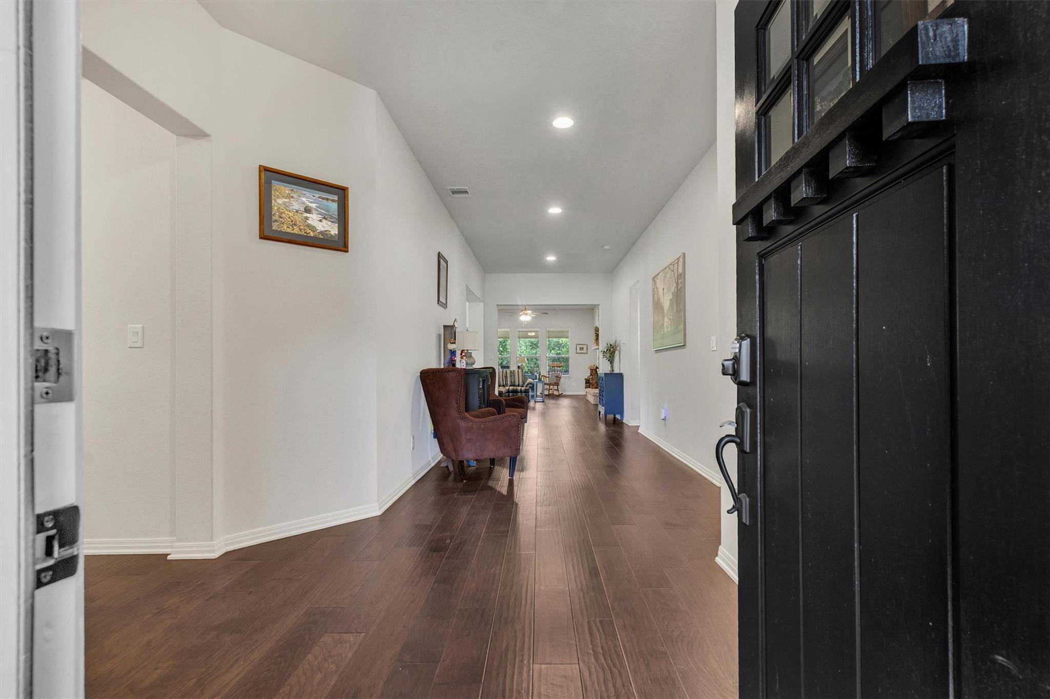 104 Harris Hawk CV, Cedar Creek, TX 78612
