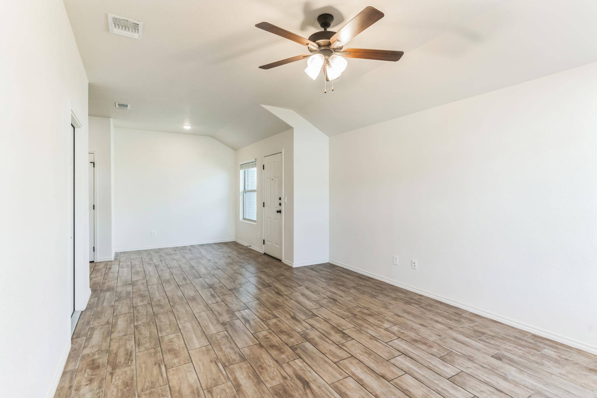 2416 Alterman DR #B, Temple, TX 76504