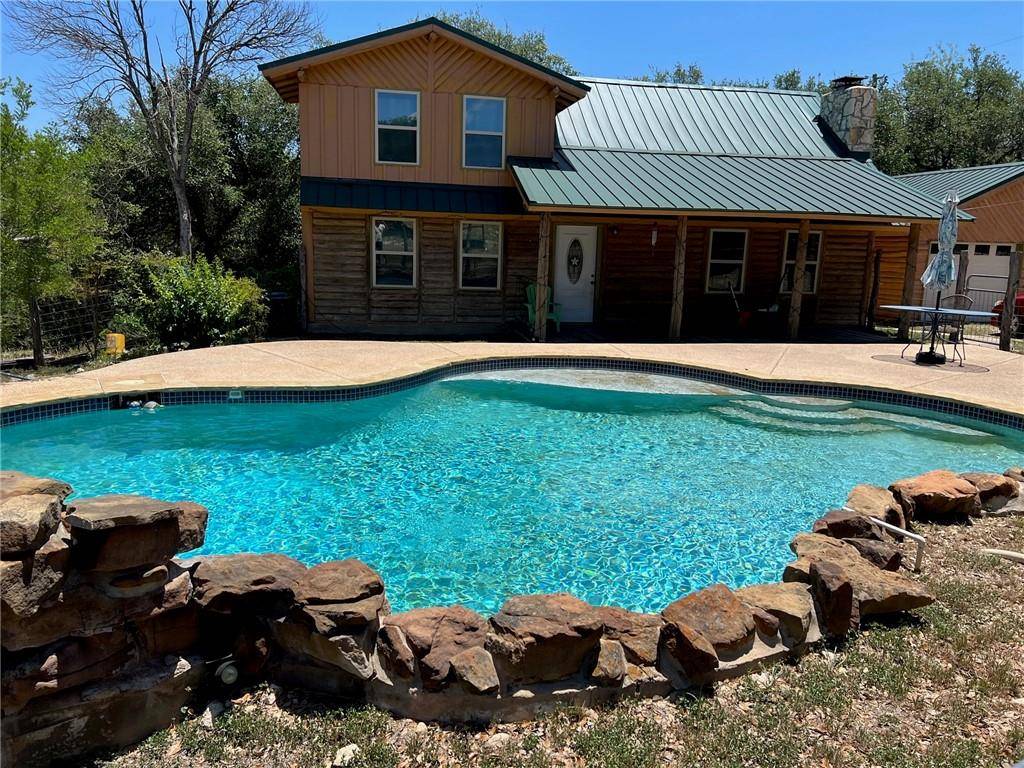 1215 Agarita DR, Fischer, TX 78623