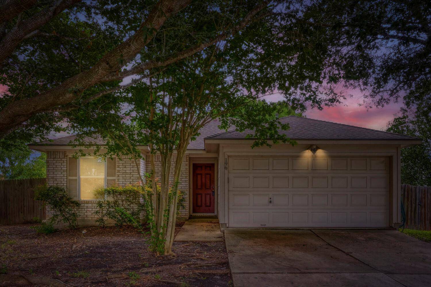 196 Goddard DR, Kyle, TX 78640