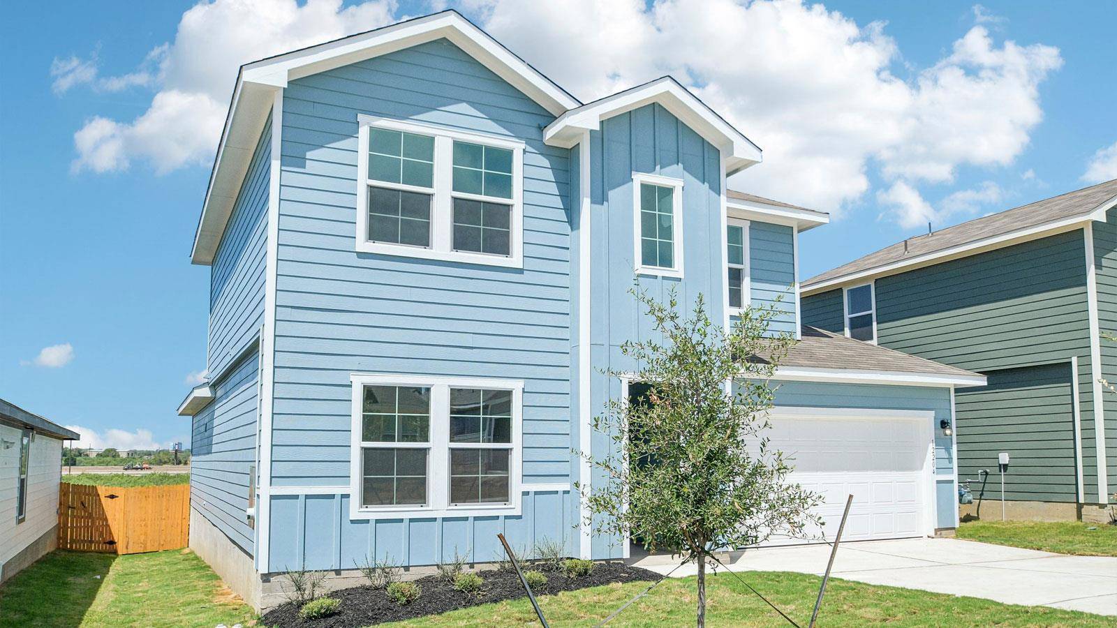 12204 Silverton Tree BND, Mustang Ridge, TX 78610