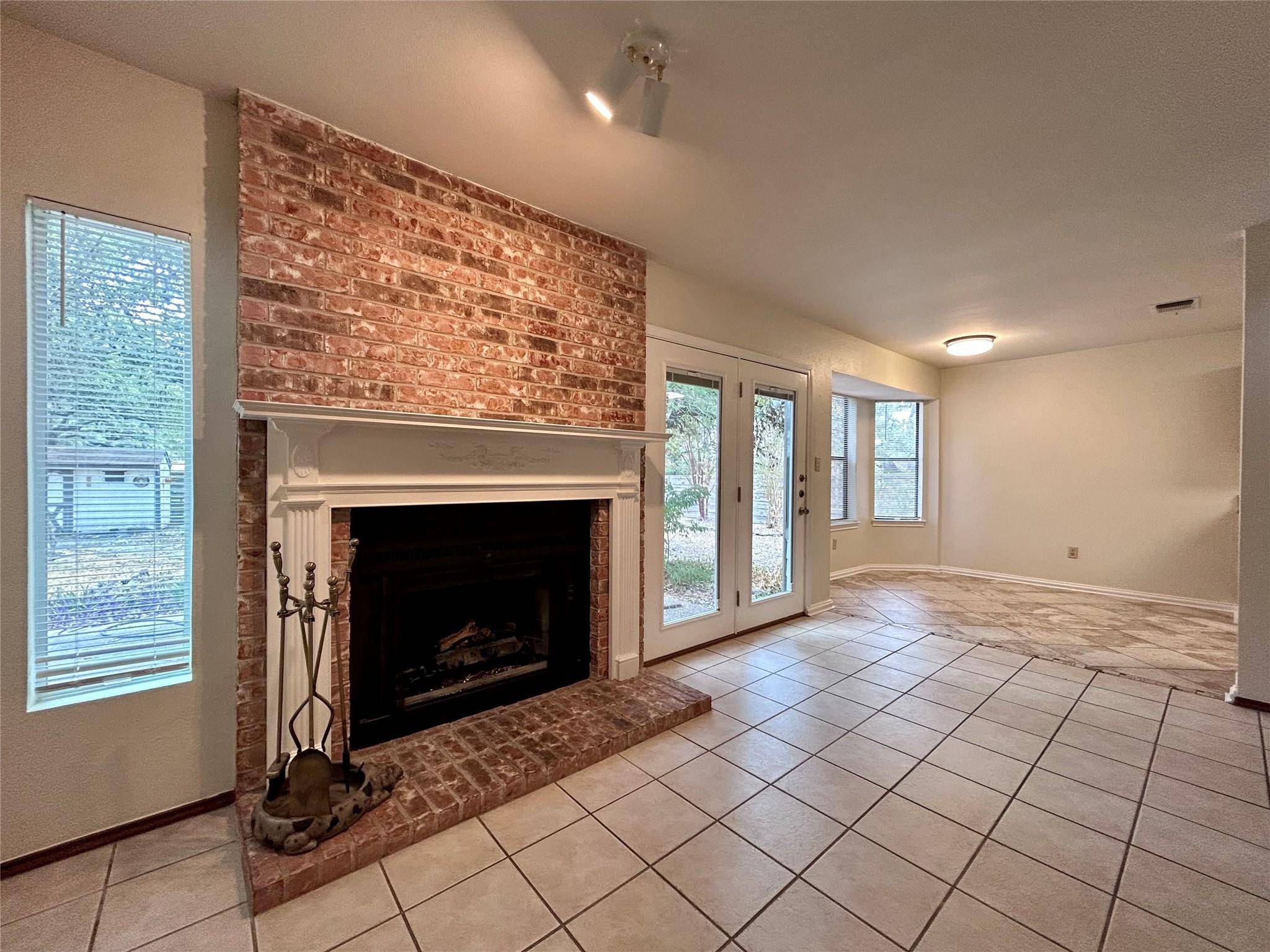 57 WOODCREEK DR, Wimberley, TX 78676