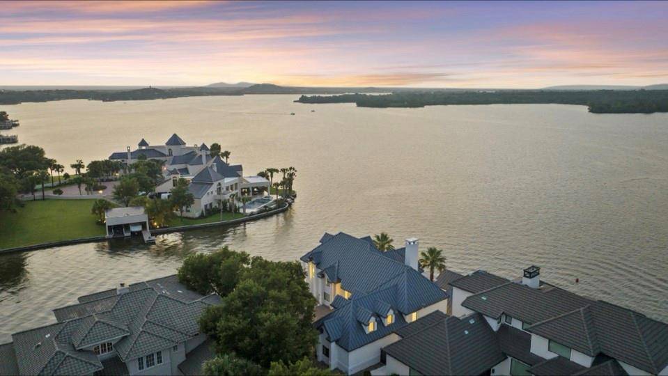 151 Applehead Island DR, Horseshoe Bay, TX 78657