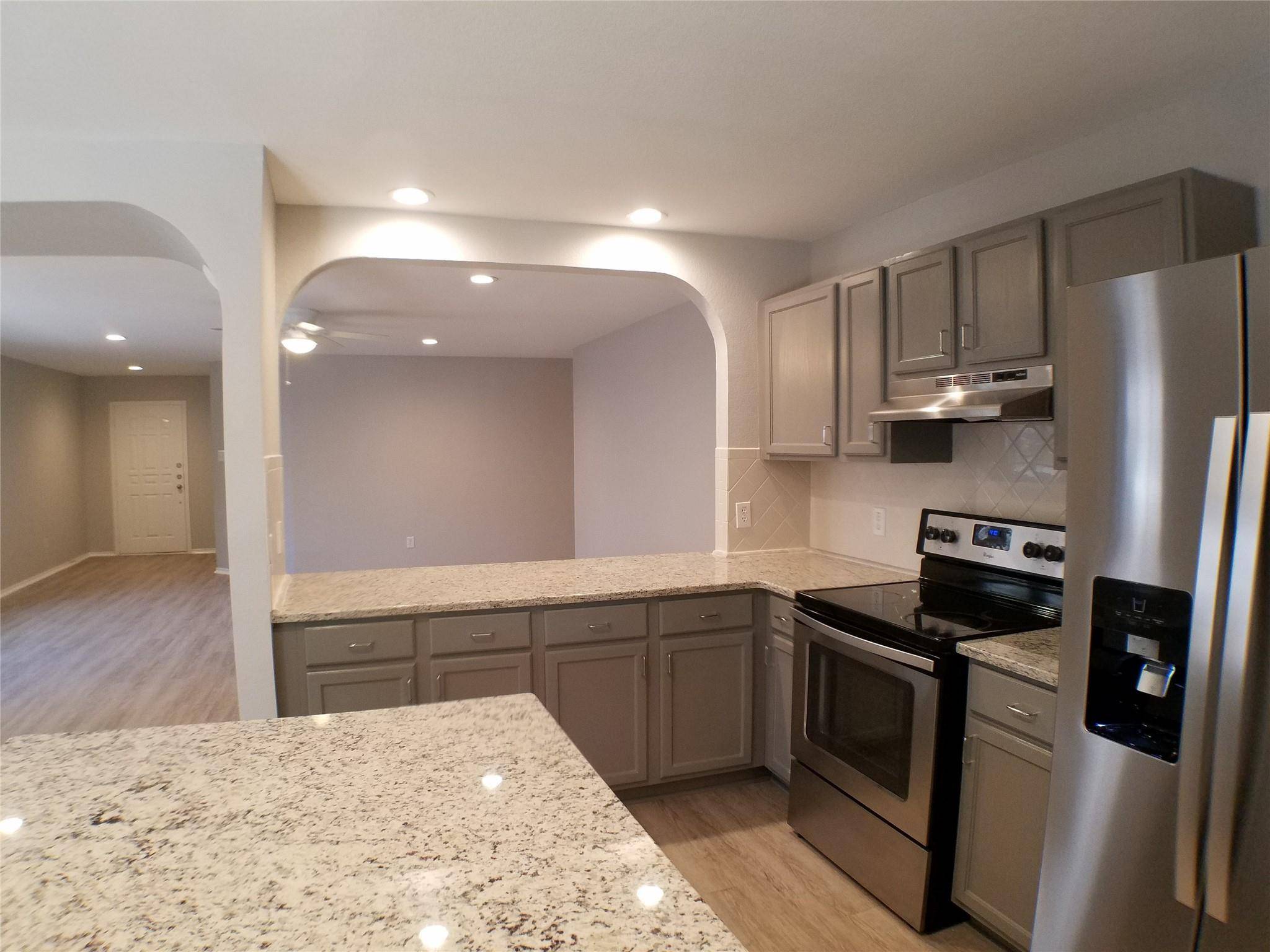 11208 Blairview LN, Austin, TX 78748
