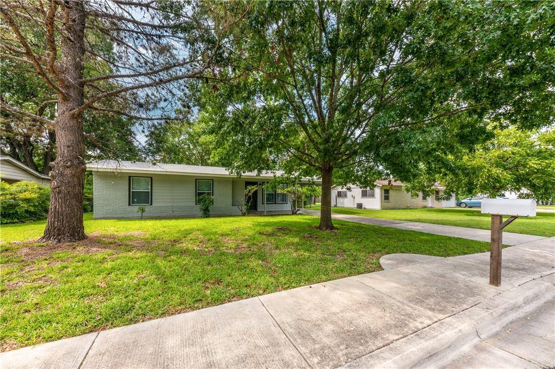 1113 Sycamore ST, San Marcos, TX 78666