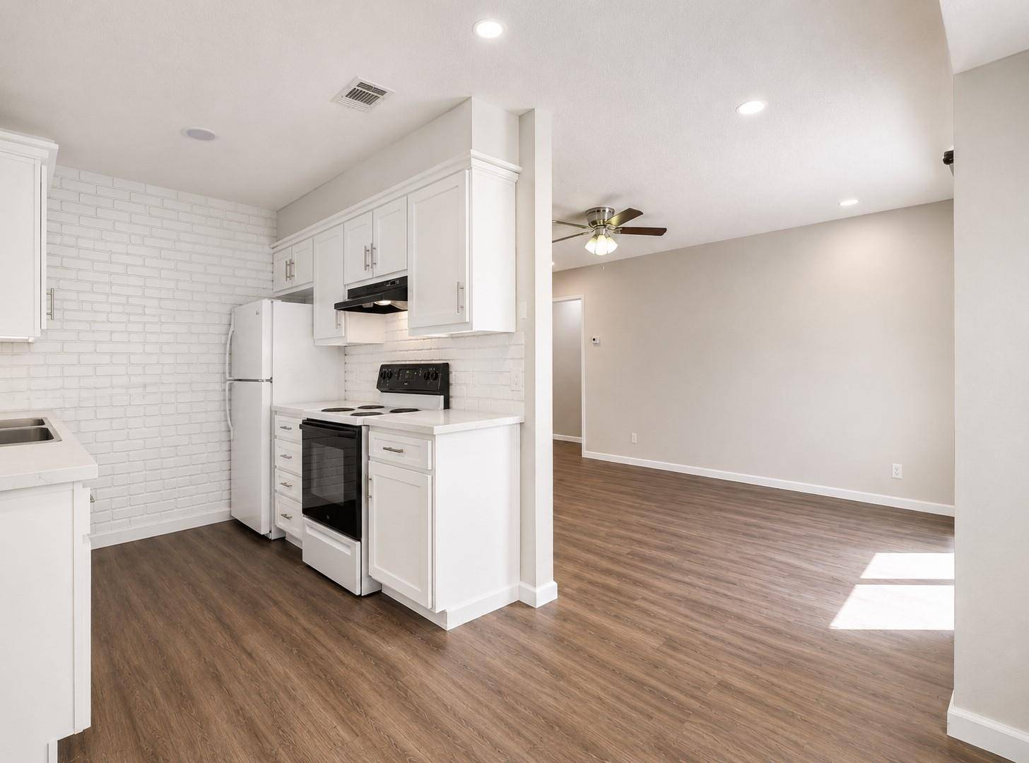412 Craddock Ave, San Marcos, TX 78666