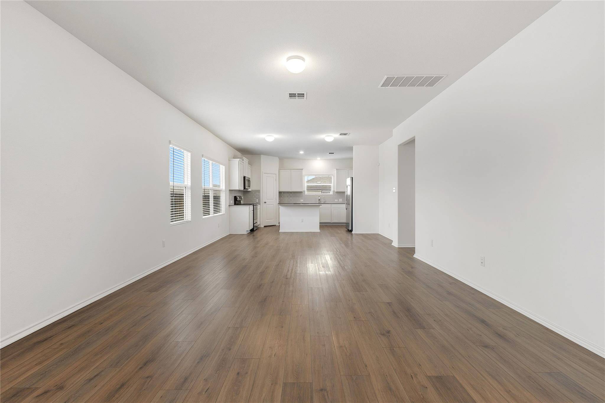 101 Rowdy Yates WAY, Jarrell, TX 76537