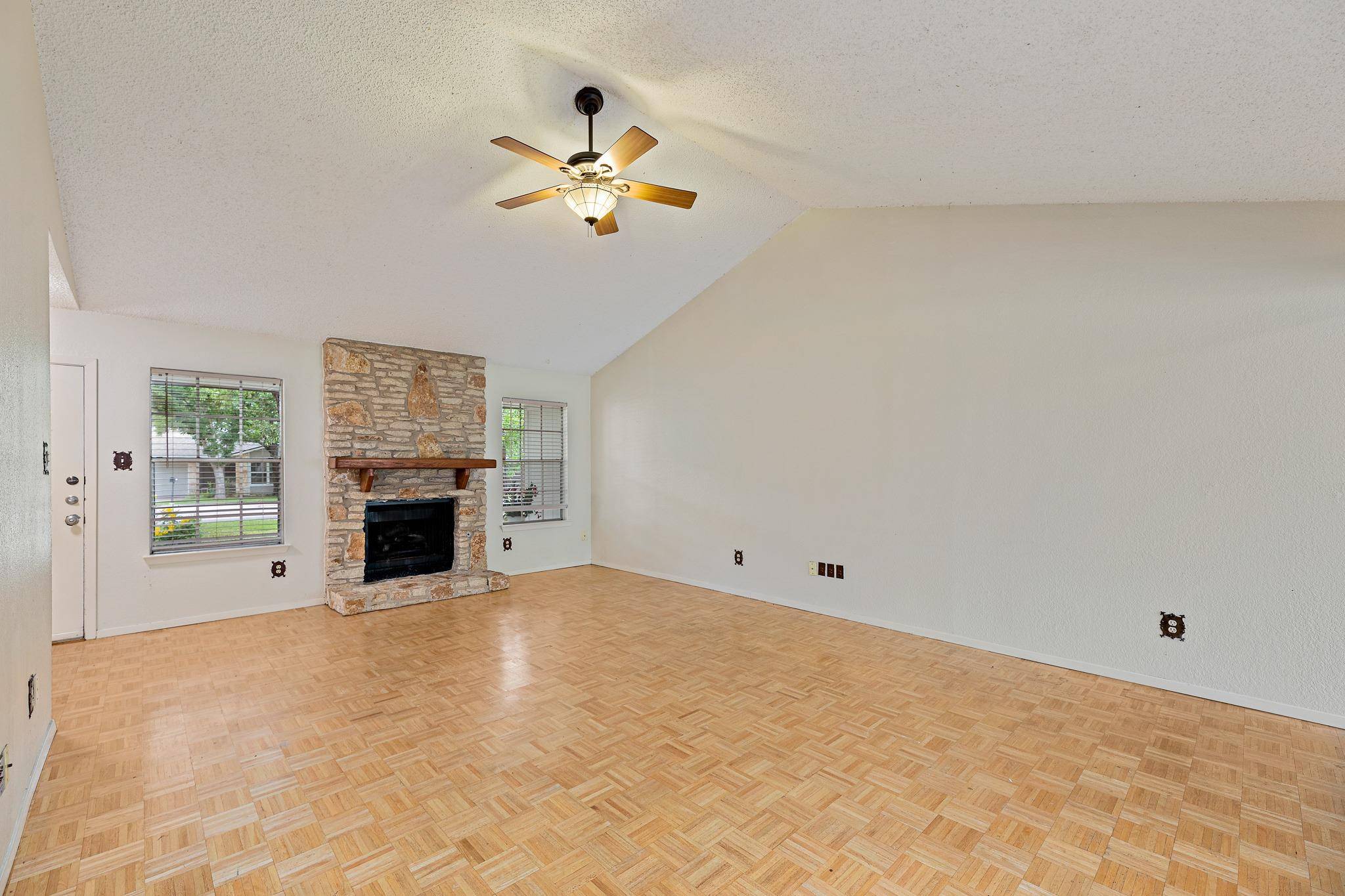 8022 Scotland Yard, Austin, TX 78759