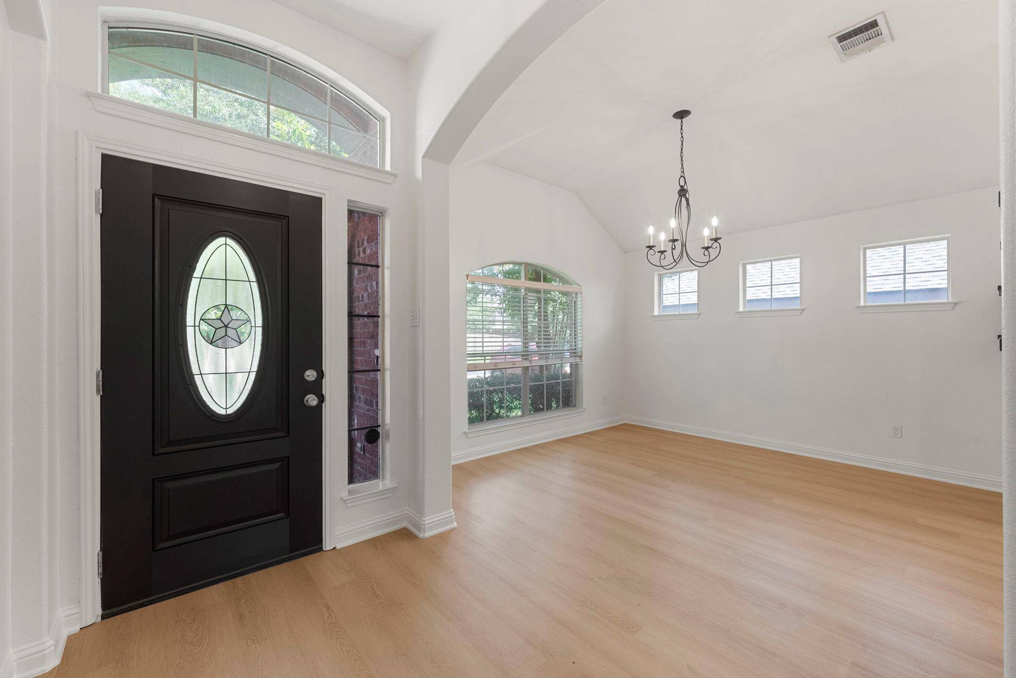 1689 Hidden Springs PATH, Round Rock, TX 78665