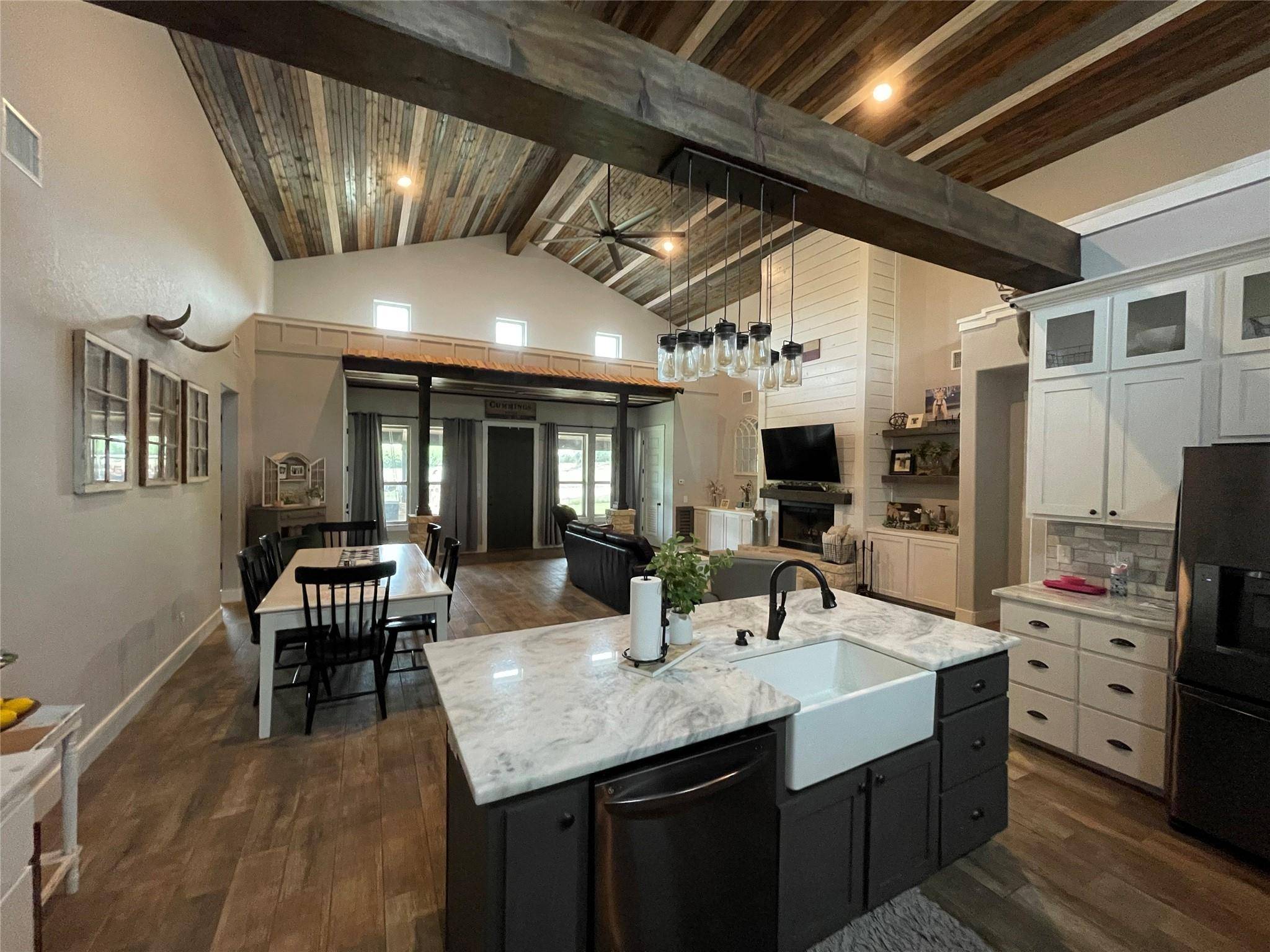6787 Fm 2657 HWY, Briggs, TX 78608