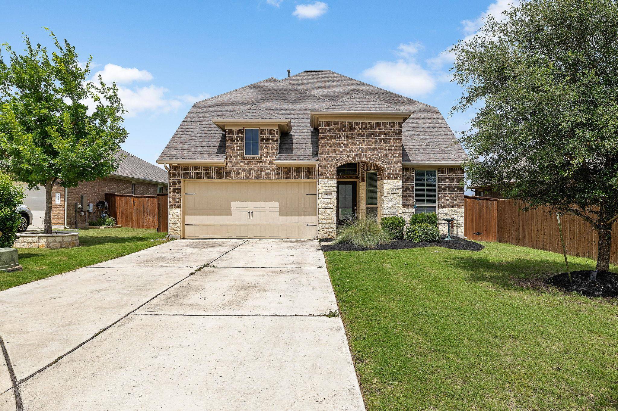 212 Estima CT, Liberty Hill, TX 78642