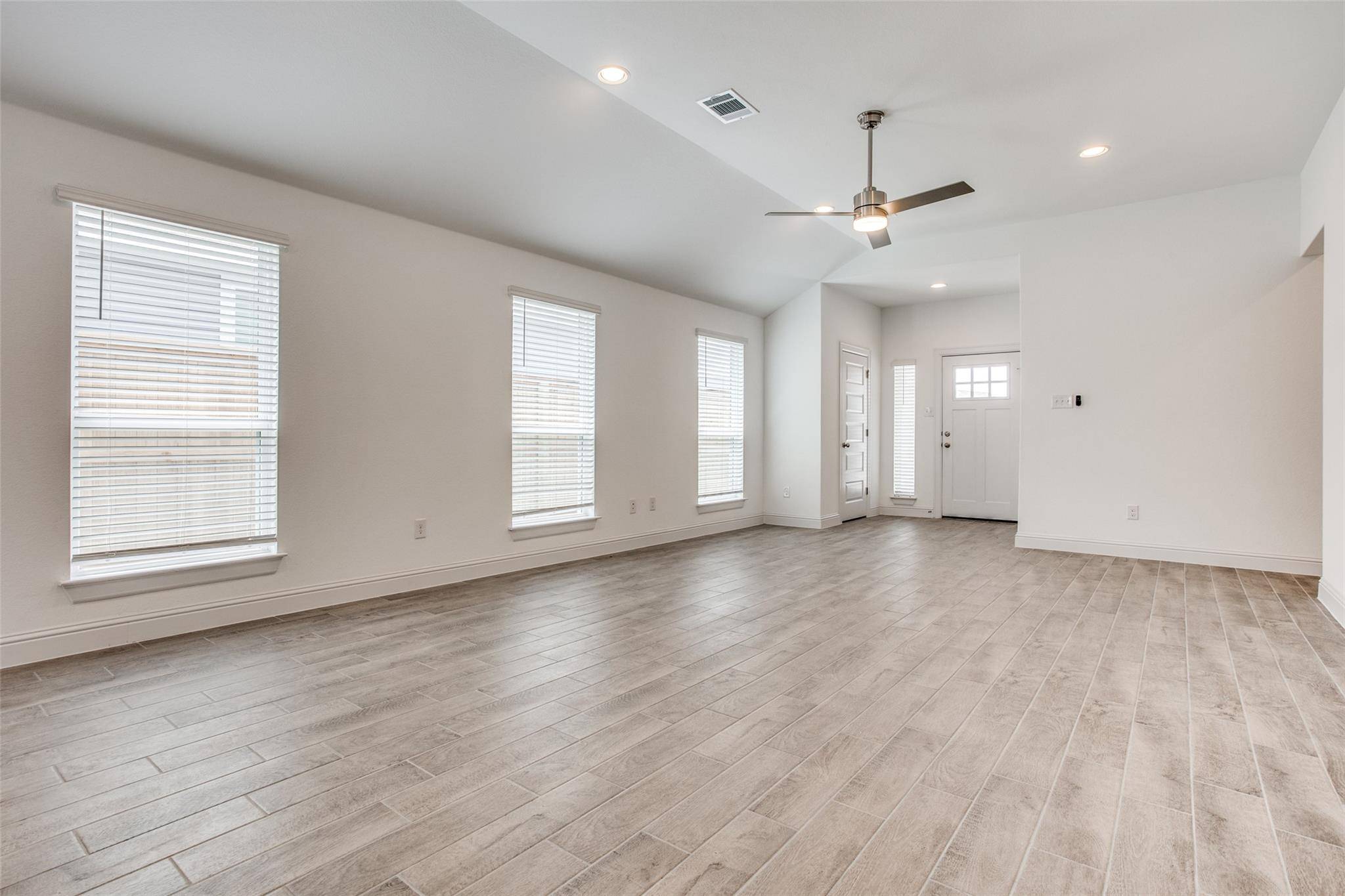 11301 Lago De Garda DR, Austin, TX 78747