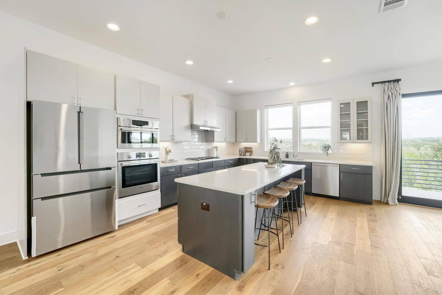 7408 Cordoba DR, Austin, TX 78724