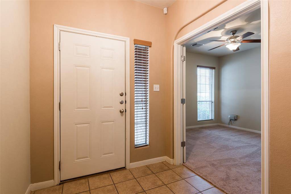 913 Brighton PL, Round Rock, TX 78665