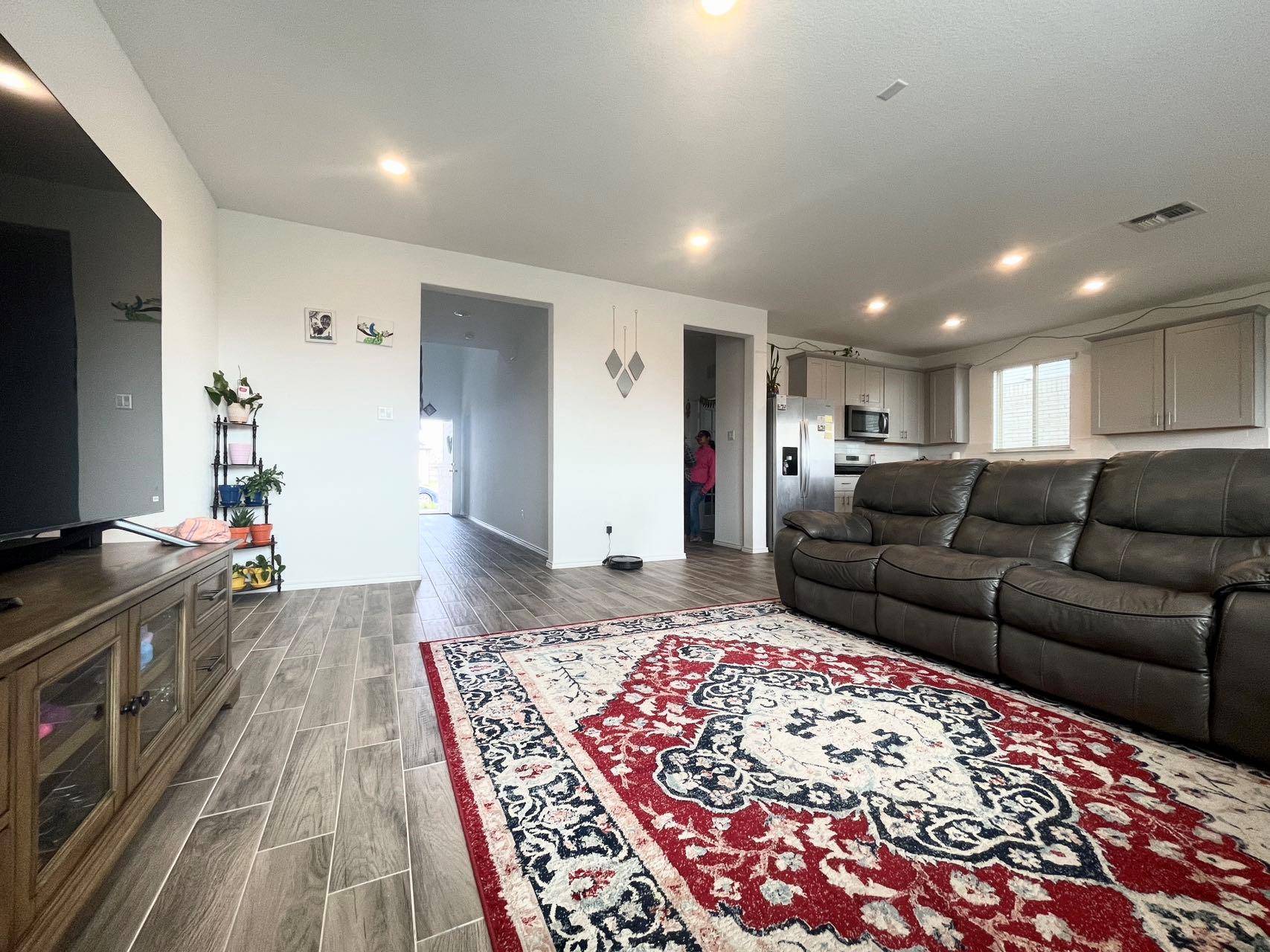 148 Bennington DR, Liberty Hill, TX 78642