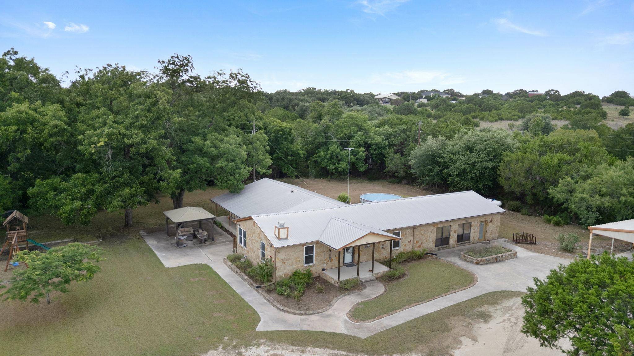 2742 County Road 1045, Lampasas, TX 76550