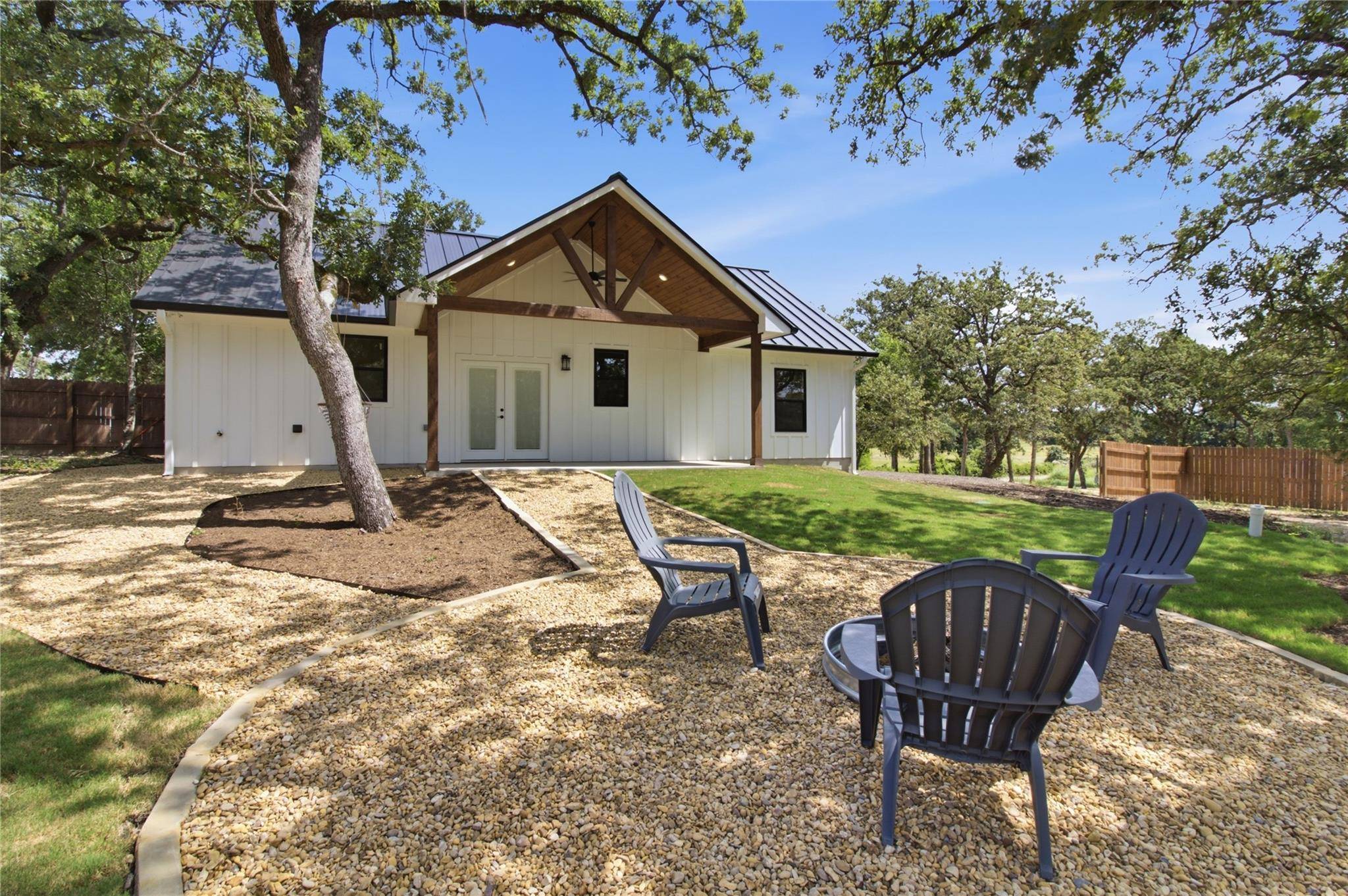 495 Cypress Trail LOOP, Rockdale, TX 76567