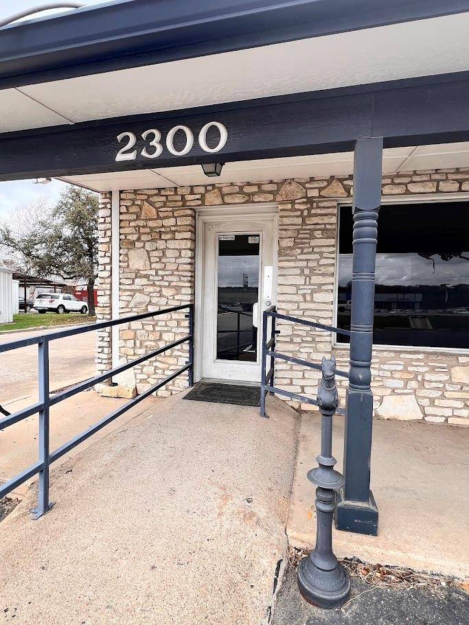 2300 N Us Highway 281 HWY, Marble Falls, TX 78654