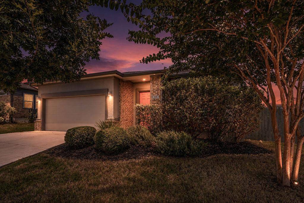 16528 Glimmering RD, Manor, TX 78653