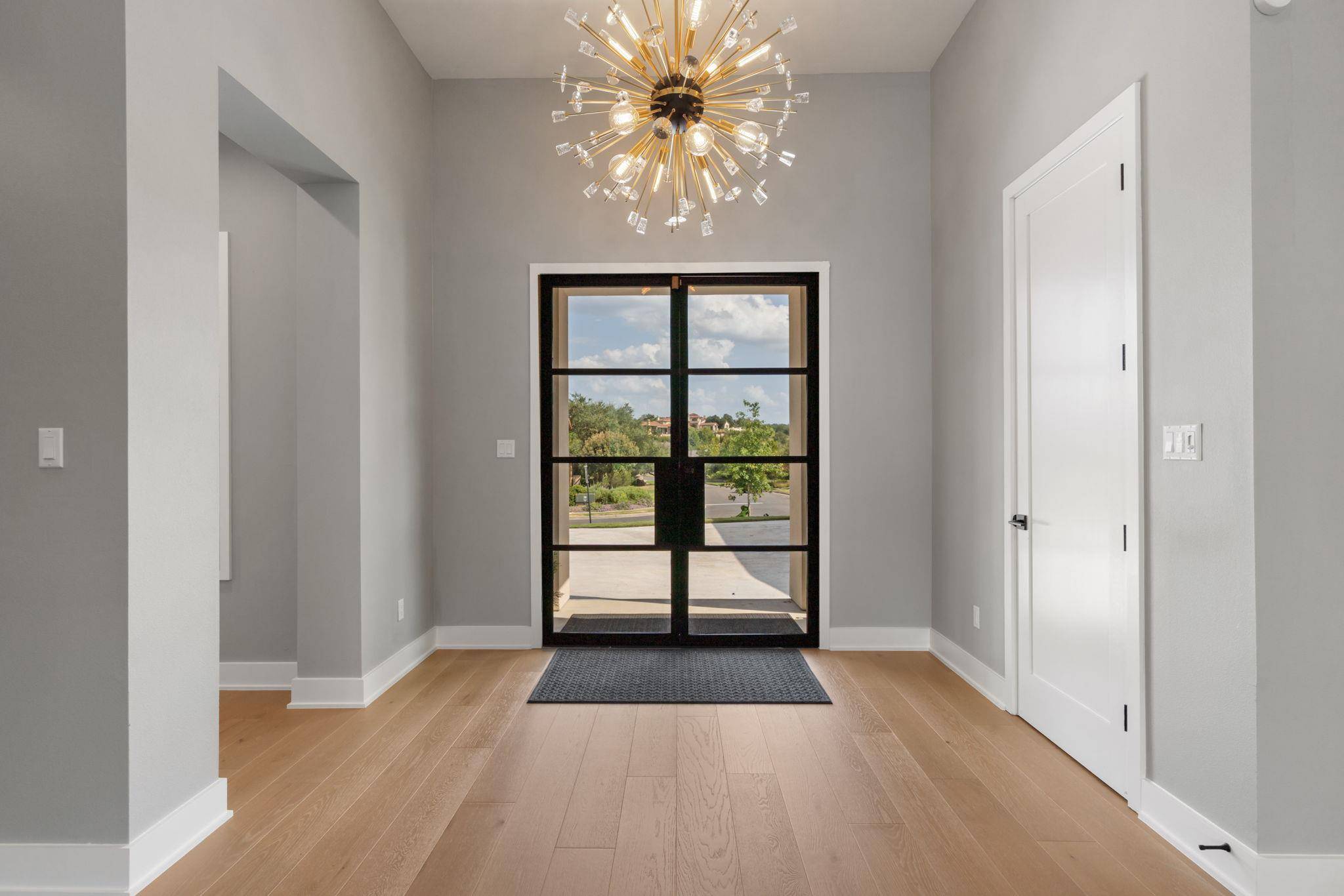 501 Black Wolf RUN, Austin, TX 78738